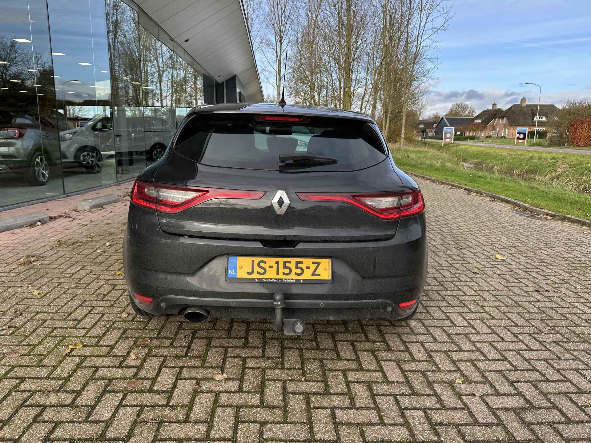 Renault Mégane 1.2 TCe 130 Bose | Trekhaak | NL-auto + dealer onderhouden! | PDC | Navi 8,7" | Clima | Cruise | LM velgen 17" - 5/22