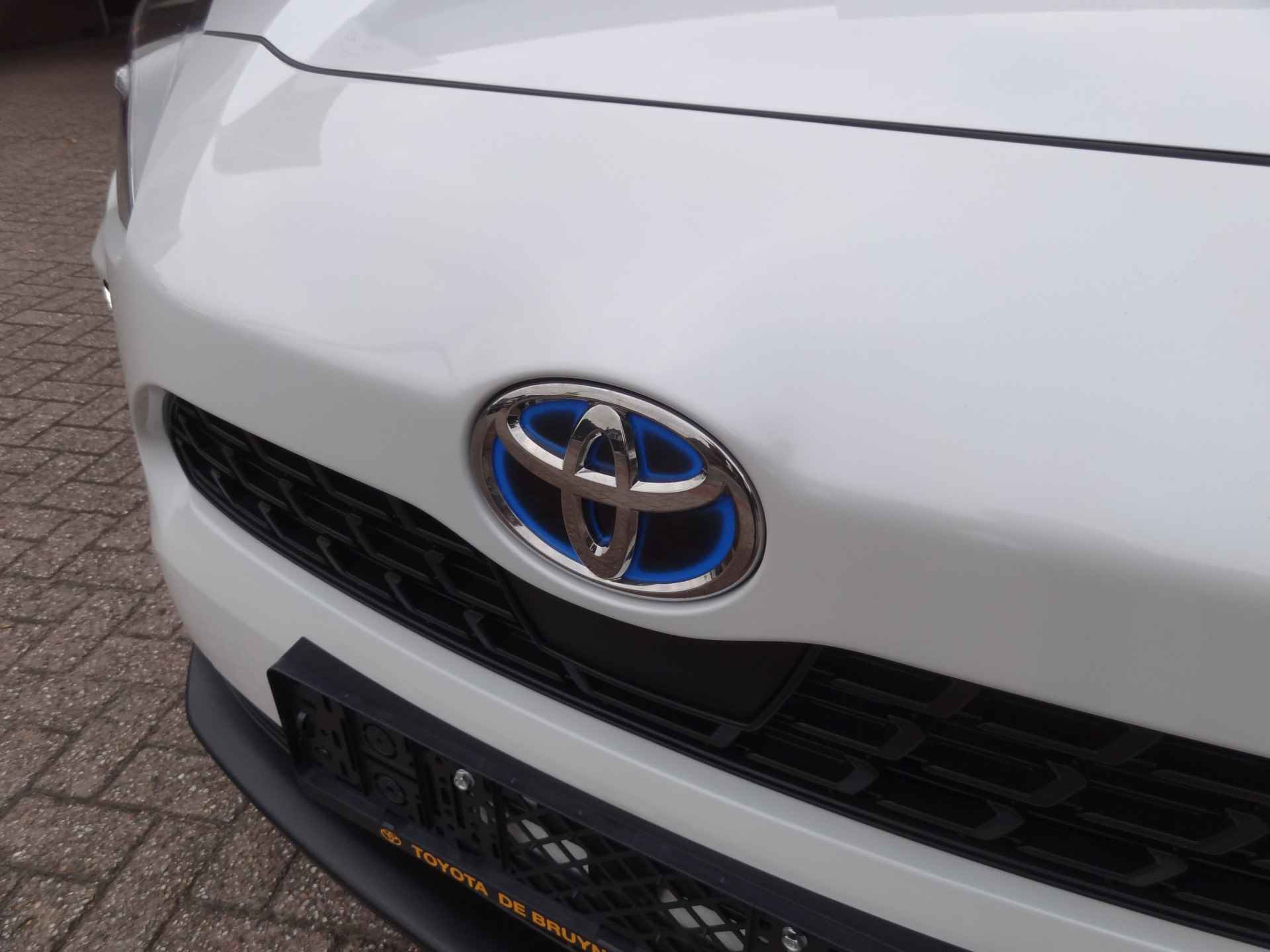 Toyota Yaris Cross 1.5 Hybrid Style panoramadak / elektr.achterklep / stoelverwarming - 8/32