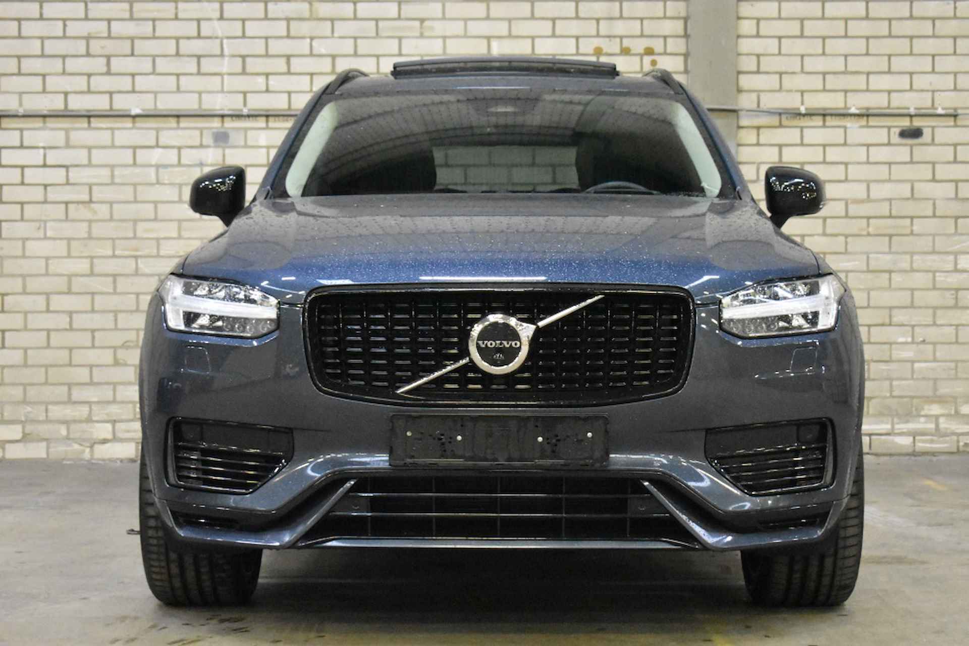 Volvo XC90 T8 455pk AWD Ultimate Dark | Luchtvering | Bowers&Wilkins | 22'' - 2/38