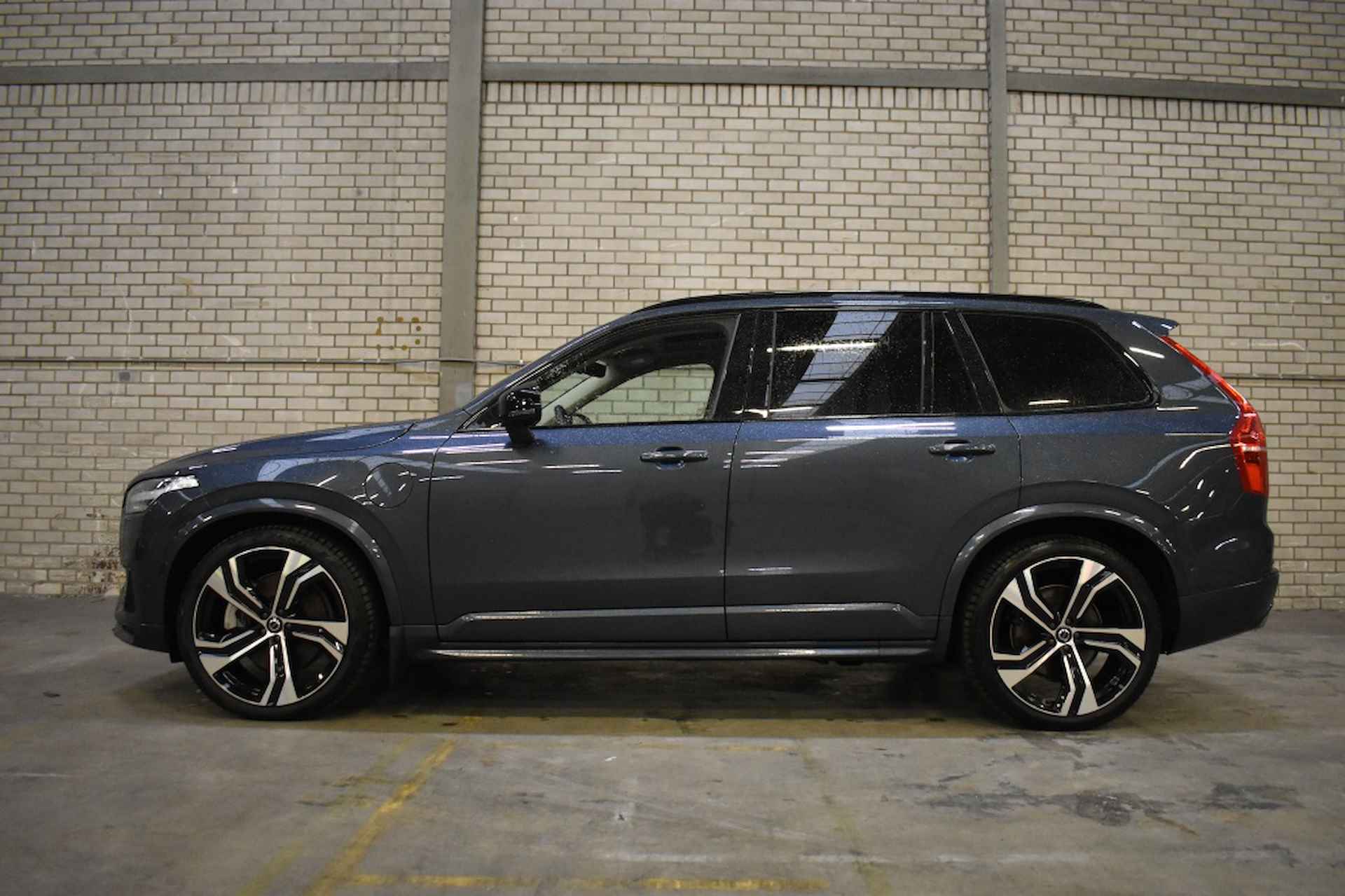 Volvo XC90 T8 455pk AWD Ultimate Dark | Luchtvering | Bowers&Wilkins | 22'' - 6/38