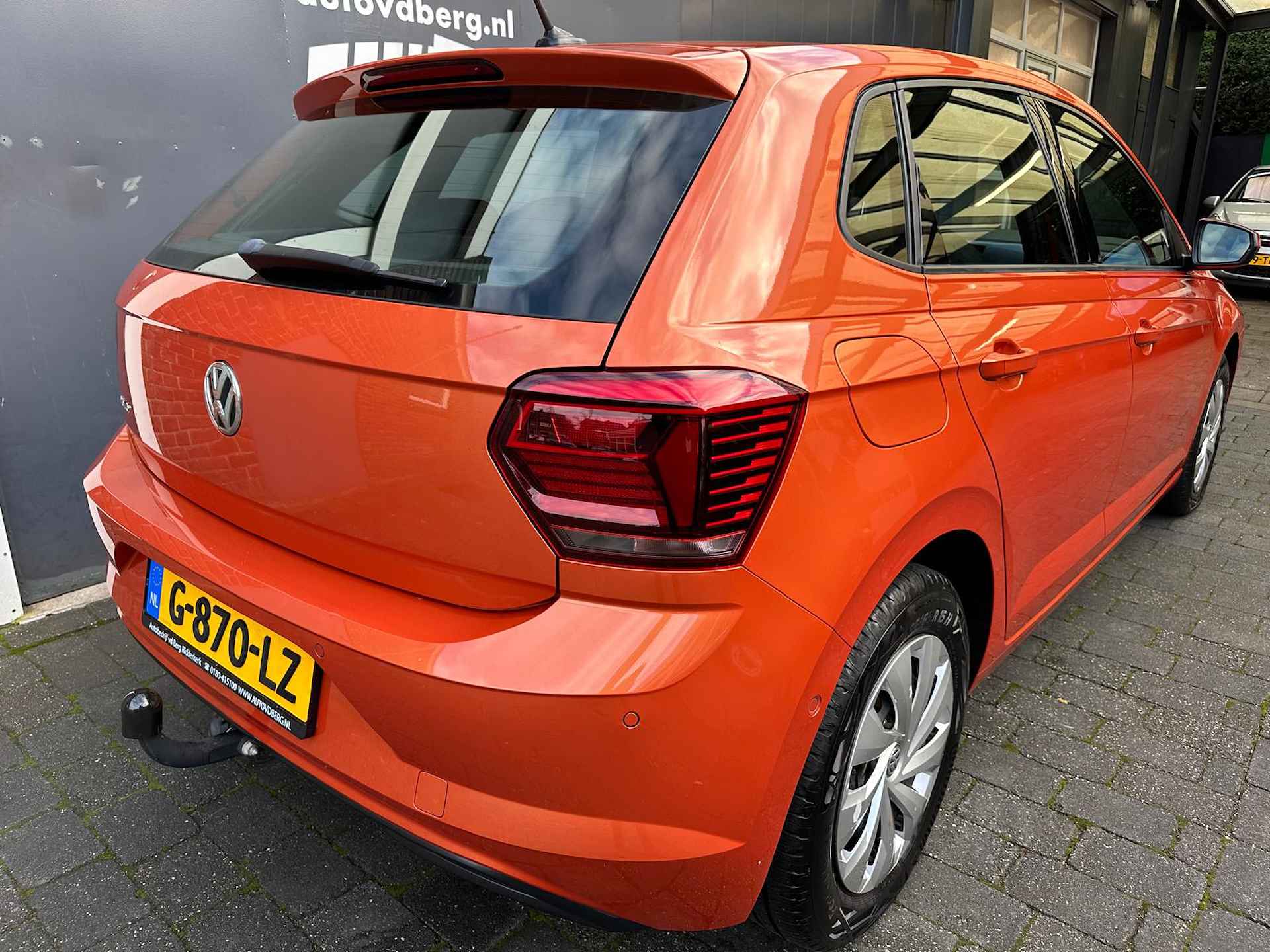 Volkswagen Polo 1.0 TSI Comfortline Business Camera | PDC | Carplay | Panodak | 6 bak | digitaal dashboard | - 2/27