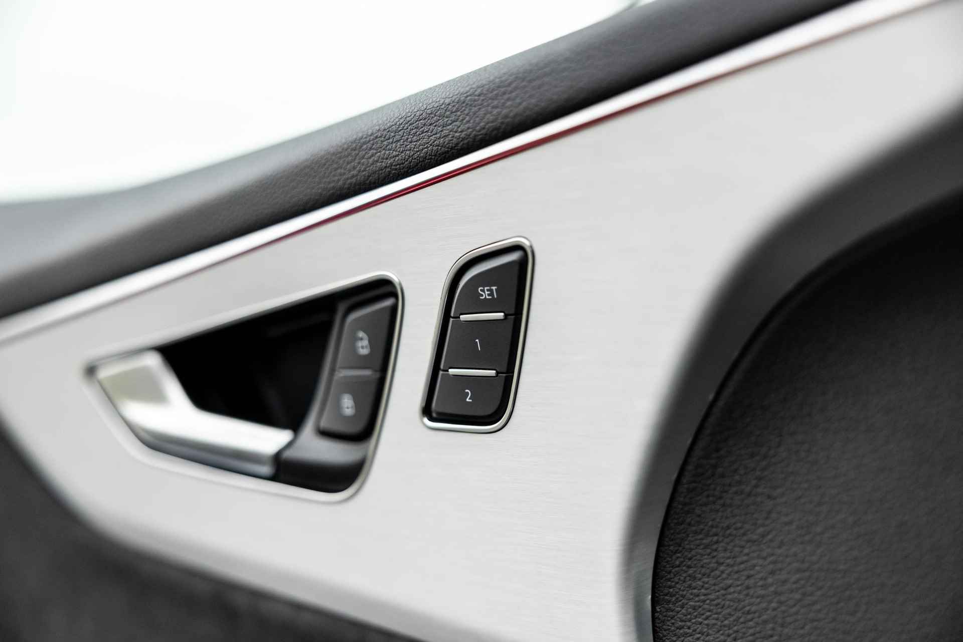 Audi Q7 55 TFSI e quattro Pro Line S | 380PK | Panoramadak | Matrix LED | B&O Audio | Sportstoelen | Privacy Glass | 21" Lichtmetaal | S-Line | - 31/60