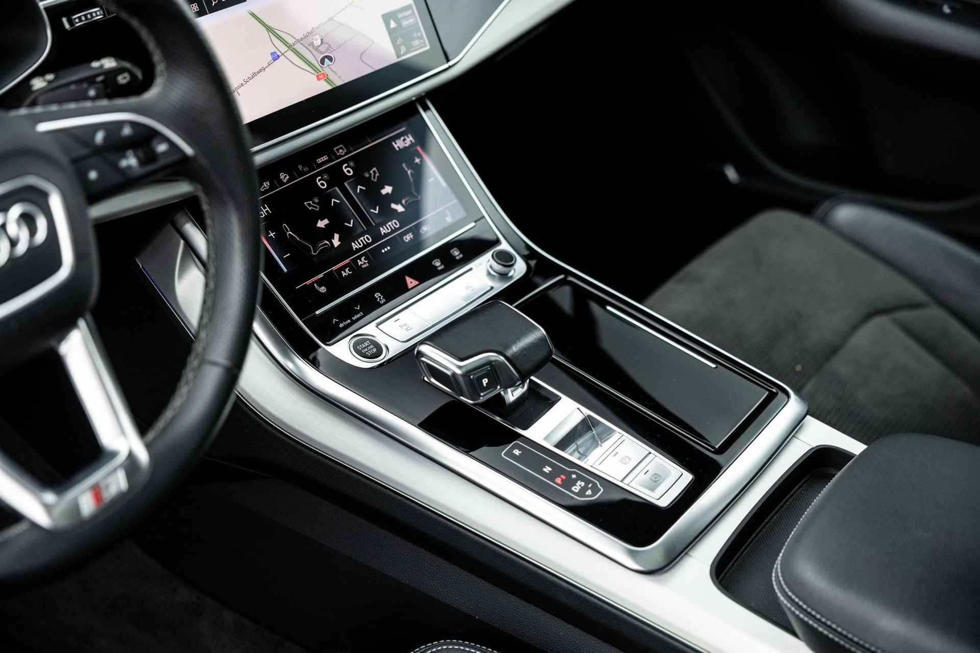 Audi Q7 55 TFSI e quattro Pro Line S | 380PK | Panoramadak | Matrix LED | B&O Audio | Sportstoelen | Privacy Glass | 21" Lichtmetaal | S-Line | - 32/60