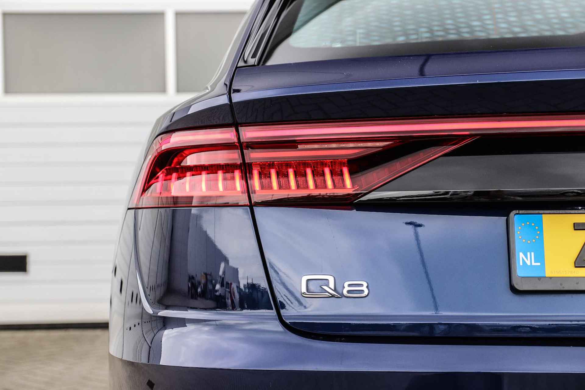 Audi Q8 55 TFSI 340pk Quattro S-Line Edition | Vierwielbesturing | Panoramadak | S-Sportstoelen - 14/52