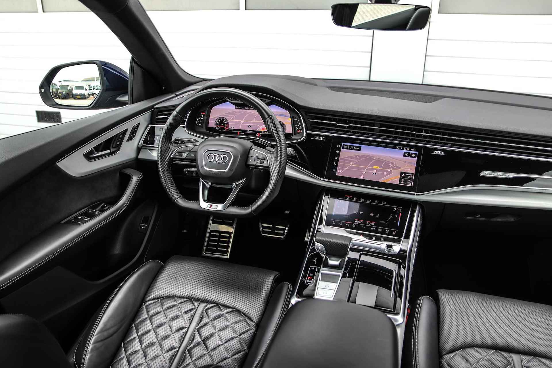 Audi Q8 55 TFSI 340pk Quattro S-Line Edition | Vierwielbesturing | Panoramadak | S-Sportstoelen - 17/52