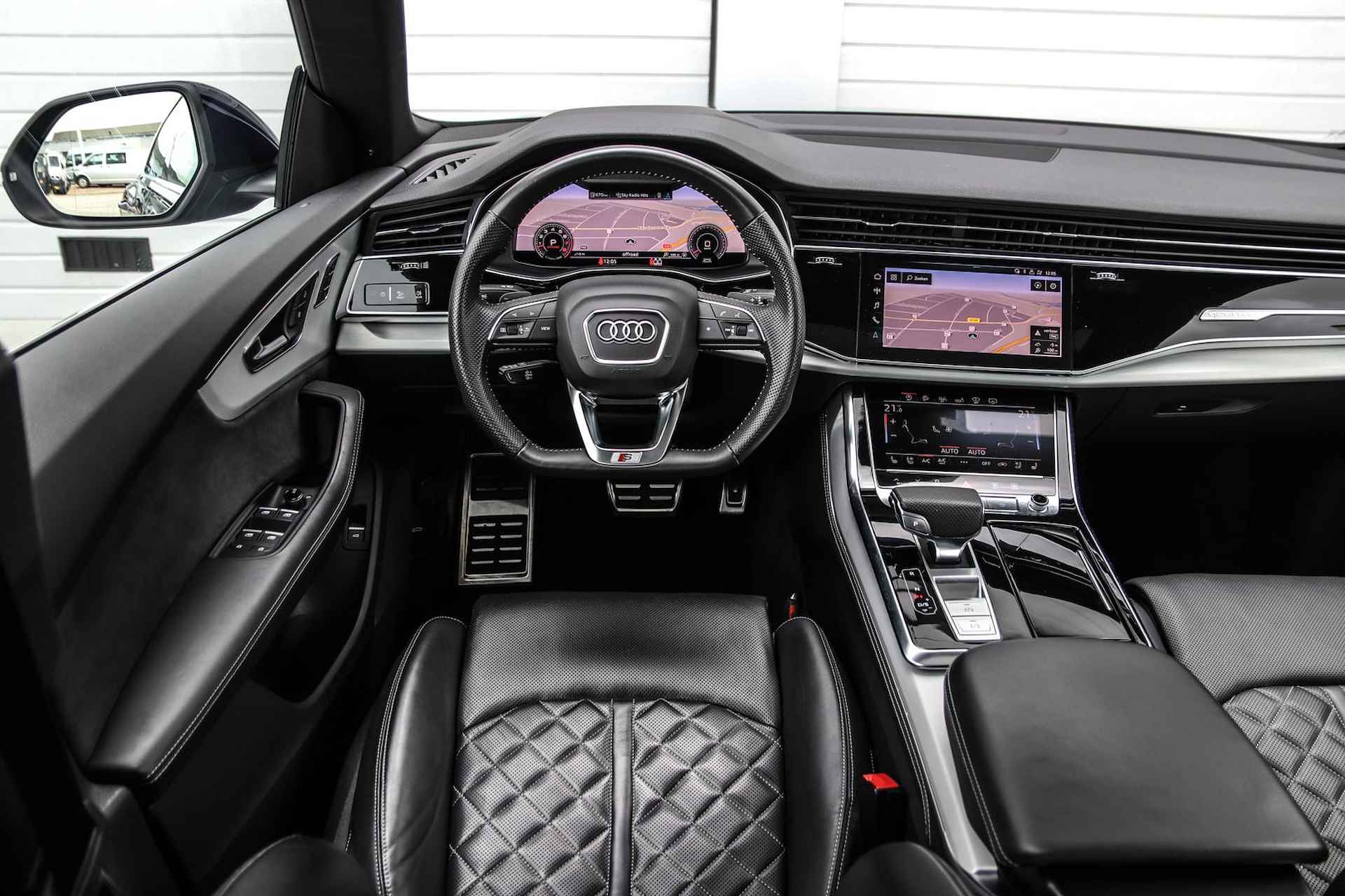 Audi Q8 55 TFSI 340pk Quattro S-Line Edition | Vierwielbesturing | Panoramadak | S-Sportstoelen - 51/52