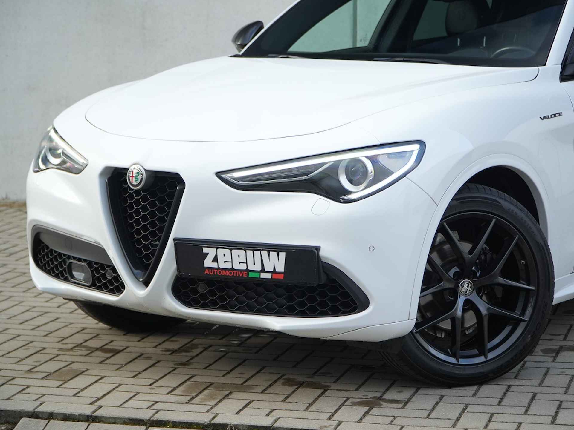 Alfa Romeo Stelvio 2.0 Turbo 280 PK AWD Veloce | Navi | Harman | Driver | BTW | 20" - 2/39