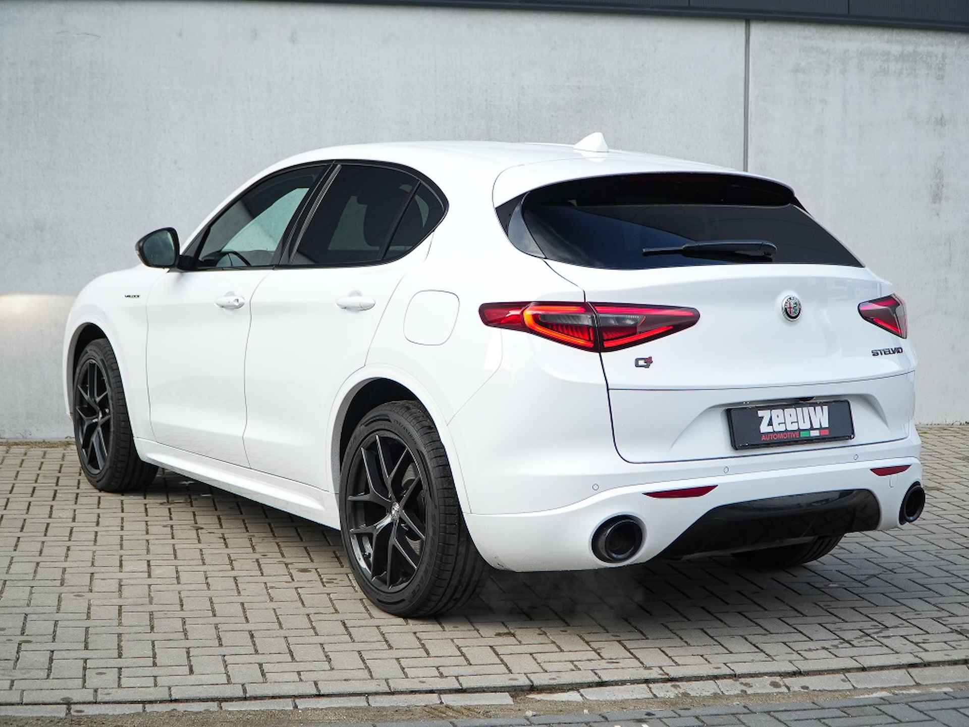 Alfa Romeo Stelvio 2.0 Turbo 280 PK AWD Veloce | Navi | Harman | Driver | BTW | 20" - 22/39