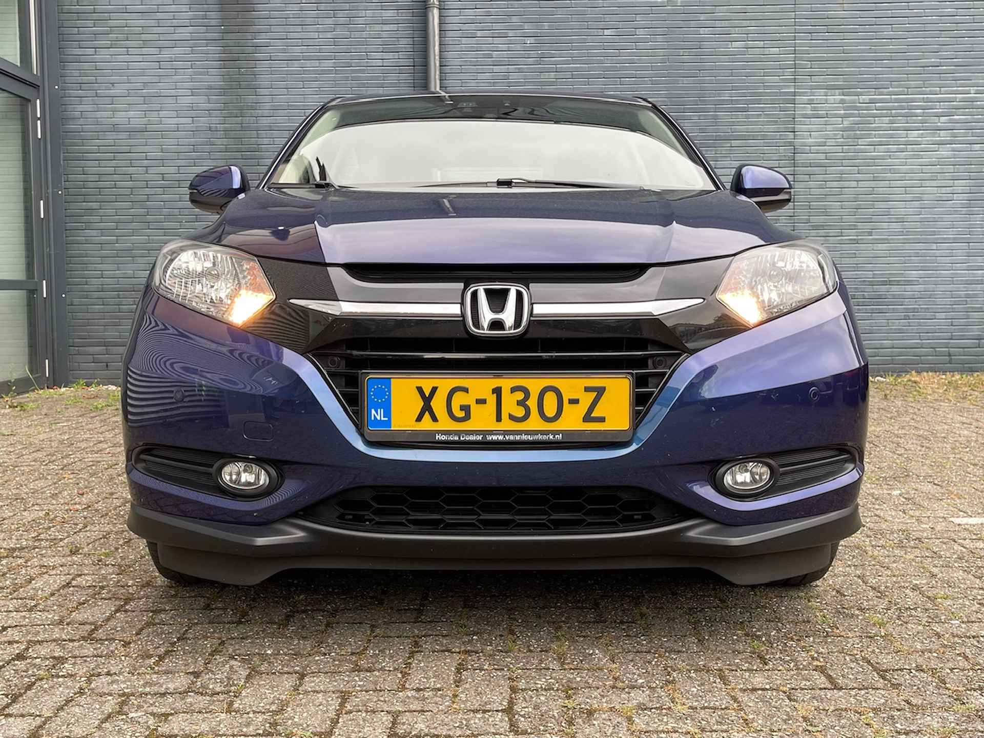 HONDA HR-V 1.5 i-VTEC 130pk Elegance | Navigatie | Afneembare Trekhaak | Cruisecontrol | Parkeersensoren | Stoelverwarming | Lichtmetalen Velgen | Climatecontrol - 10/25