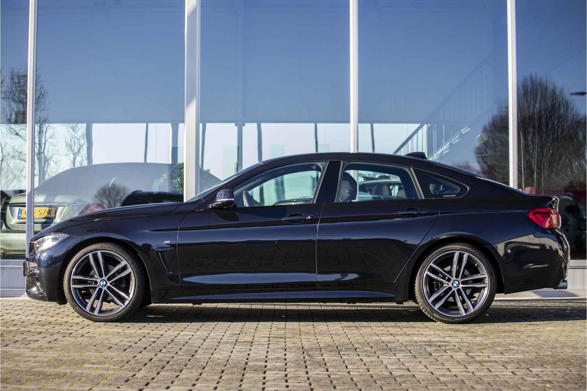 BMW 4 Serie Gran Coupé 418i Executive M-Sport | LED | NL Auto - 8/39