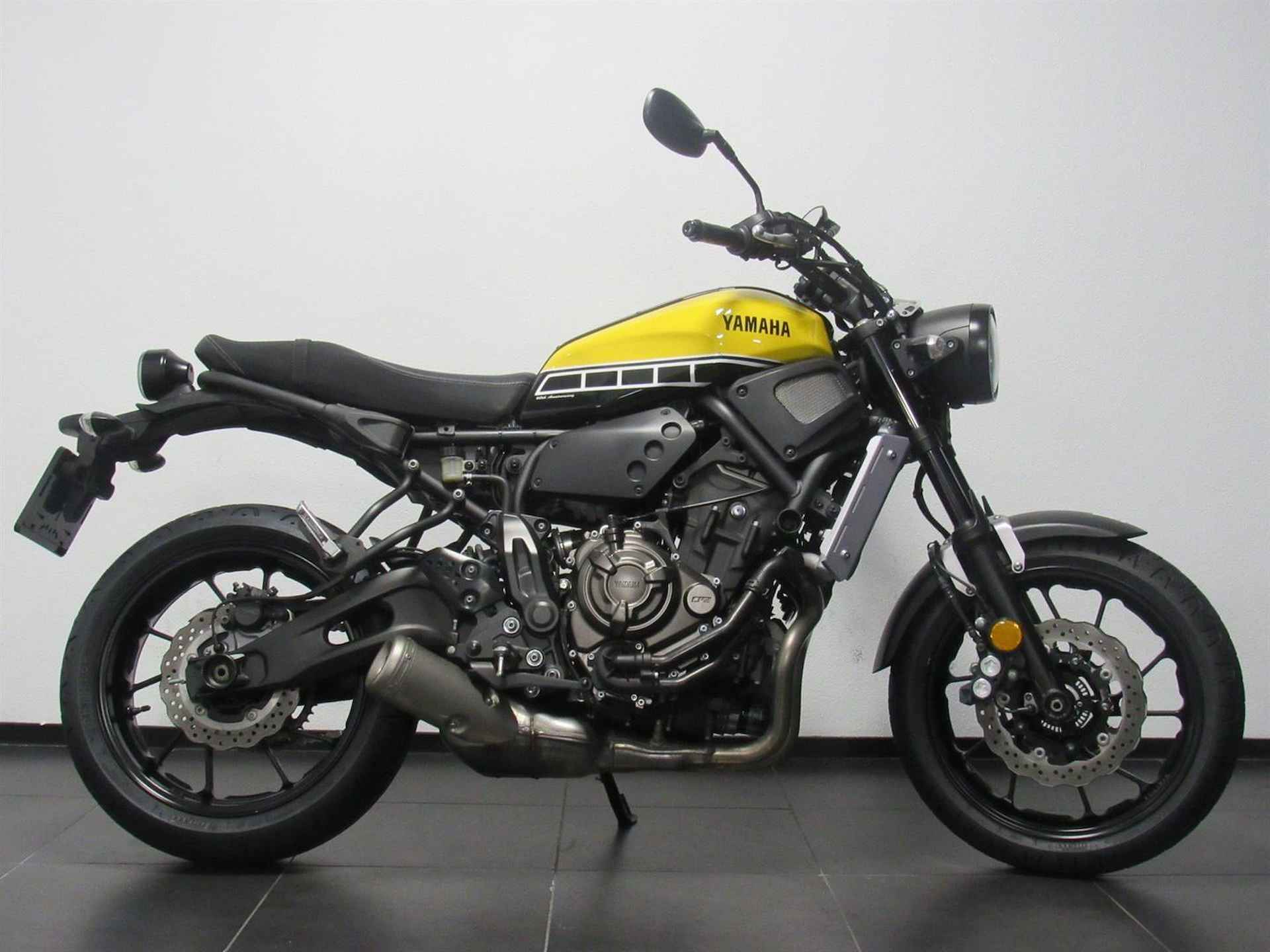 Yamaha XSR 700 ABS - 2017 - 1/7