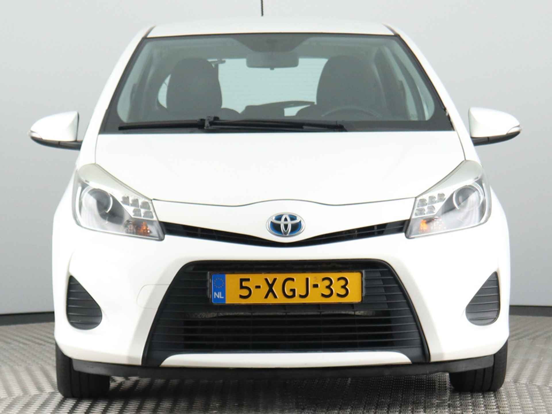 Toyota Yaris 1.5 Full Hybrid Aspiration (NL-Auto / Climate / Cruise / Navi / Camera) - 3/53