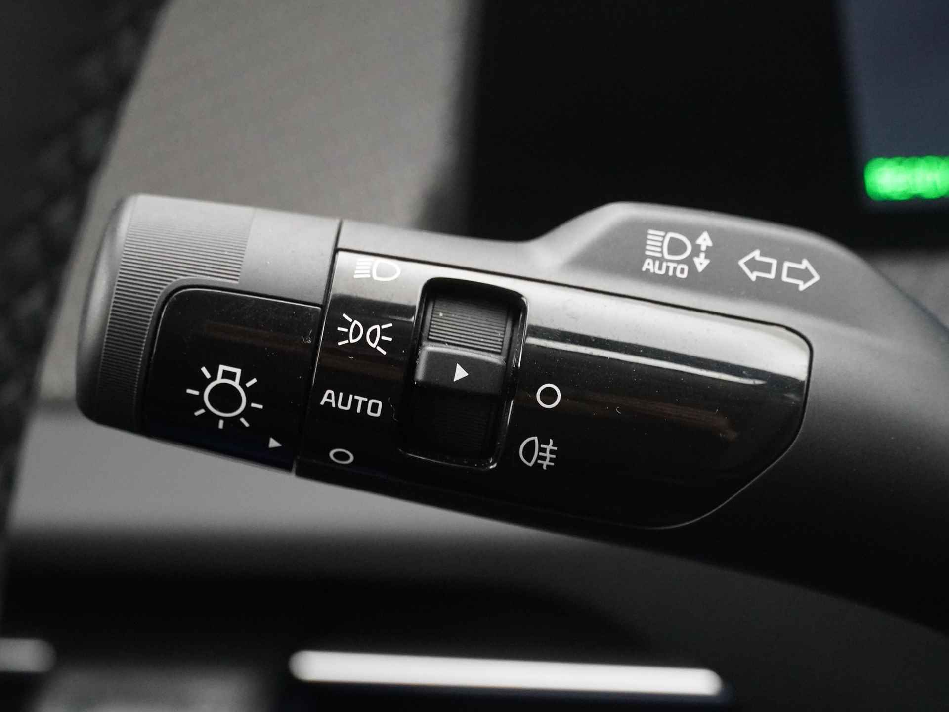 Kia Ev6 Plus 77.4 kWh - Warmtepomp - Navigatie - Adaptief Cruise Control - Climate Control - Stoel/Stuur Verwarming - Fabrieksgarantie Tot 2030 - 21/47