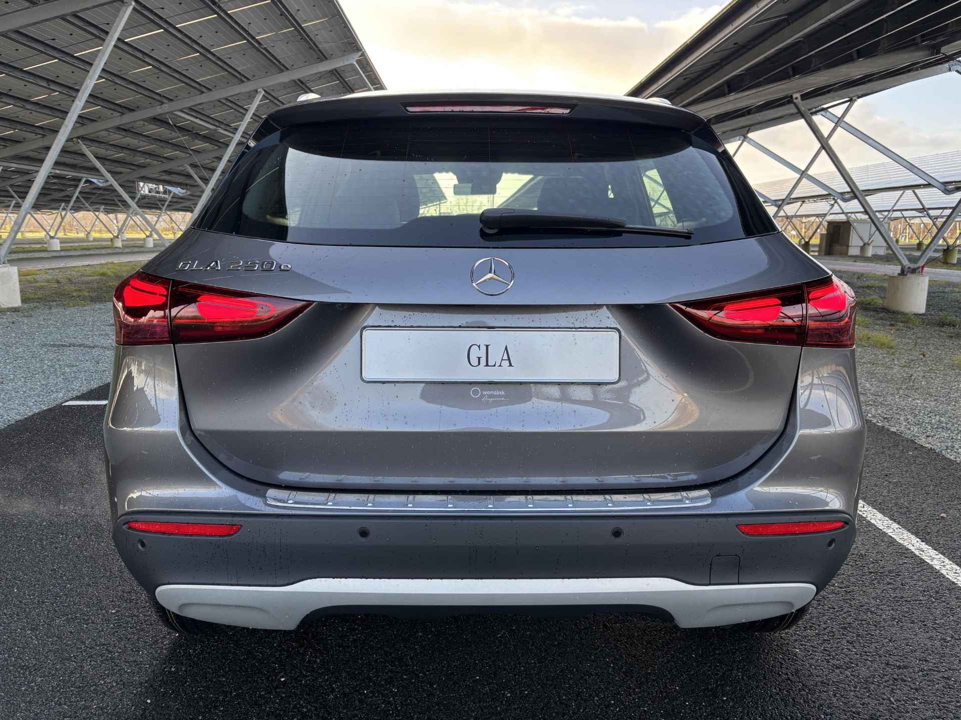 Mercedes-Benz GLA-Klasse 250 e Star Edition | Achteruitrijcamera | Parktronic | Easypack-achterklep | Stoelverwarming | - 7/33