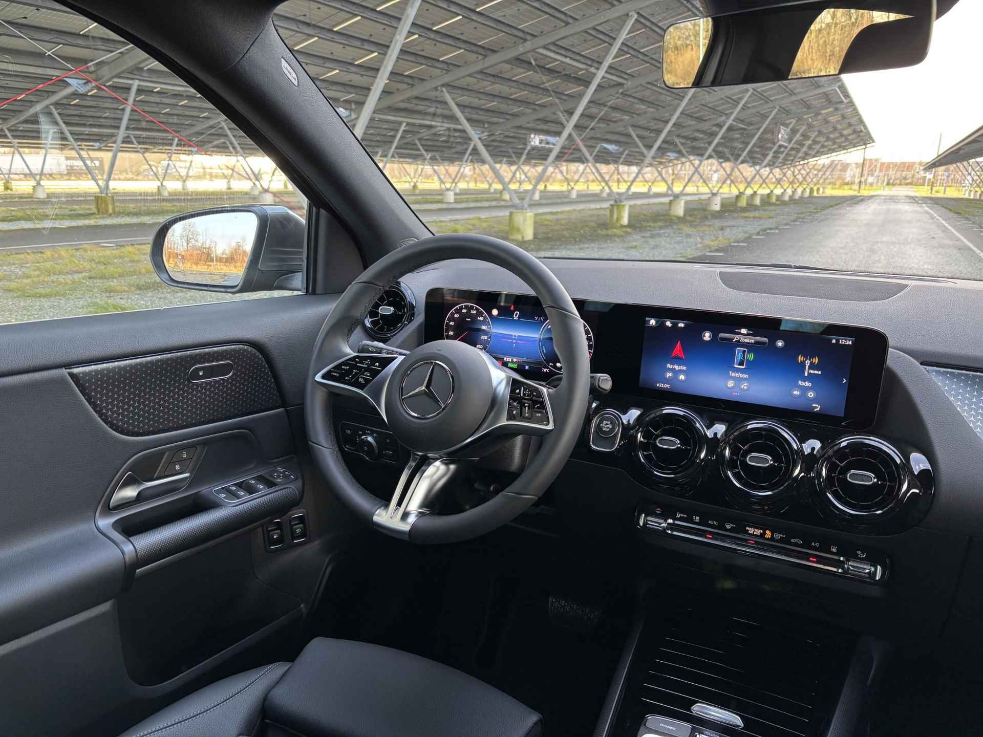 Mercedes-Benz GLA-Klasse 250 e Star Edition | Achteruitrijcamera | Parktronic | Easypack-achterklep | Stoelverwarming | - 13/33