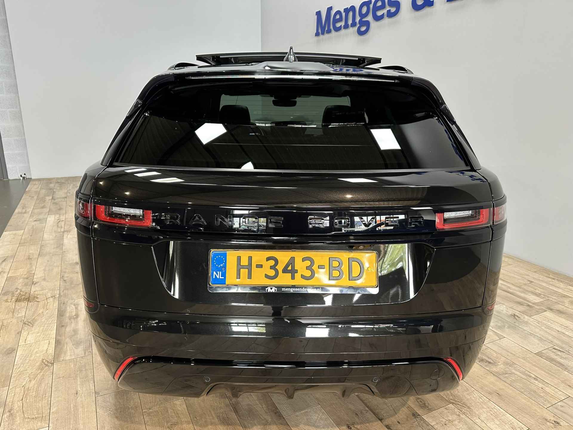 Land Rover Range Rover Velar 2.0 P250 Turbo AWD R-Dynamic SE Matrix LED | Panorama | Meridian | Leer | 22'' velgen | Camera | Virtual | Stoelverwarming | Isofix | NAP | - 4/44