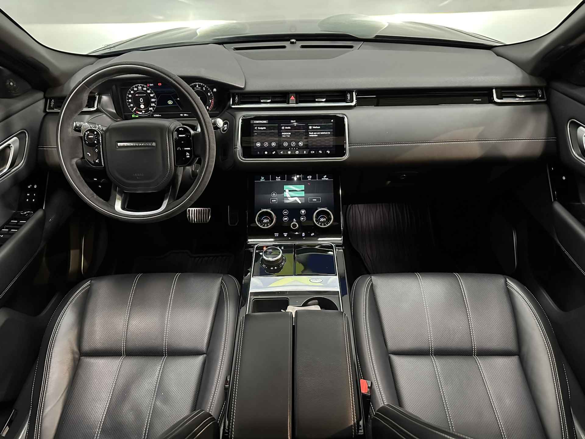 Land Rover Range Rover Velar 2.0 P250 Turbo AWD R-Dynamic SE Matrix LED | Panorama | Meridian | Leer | 22'' velgen | Camera | Virtual | Stoelverwarming | Isofix | NAP | - 31/44