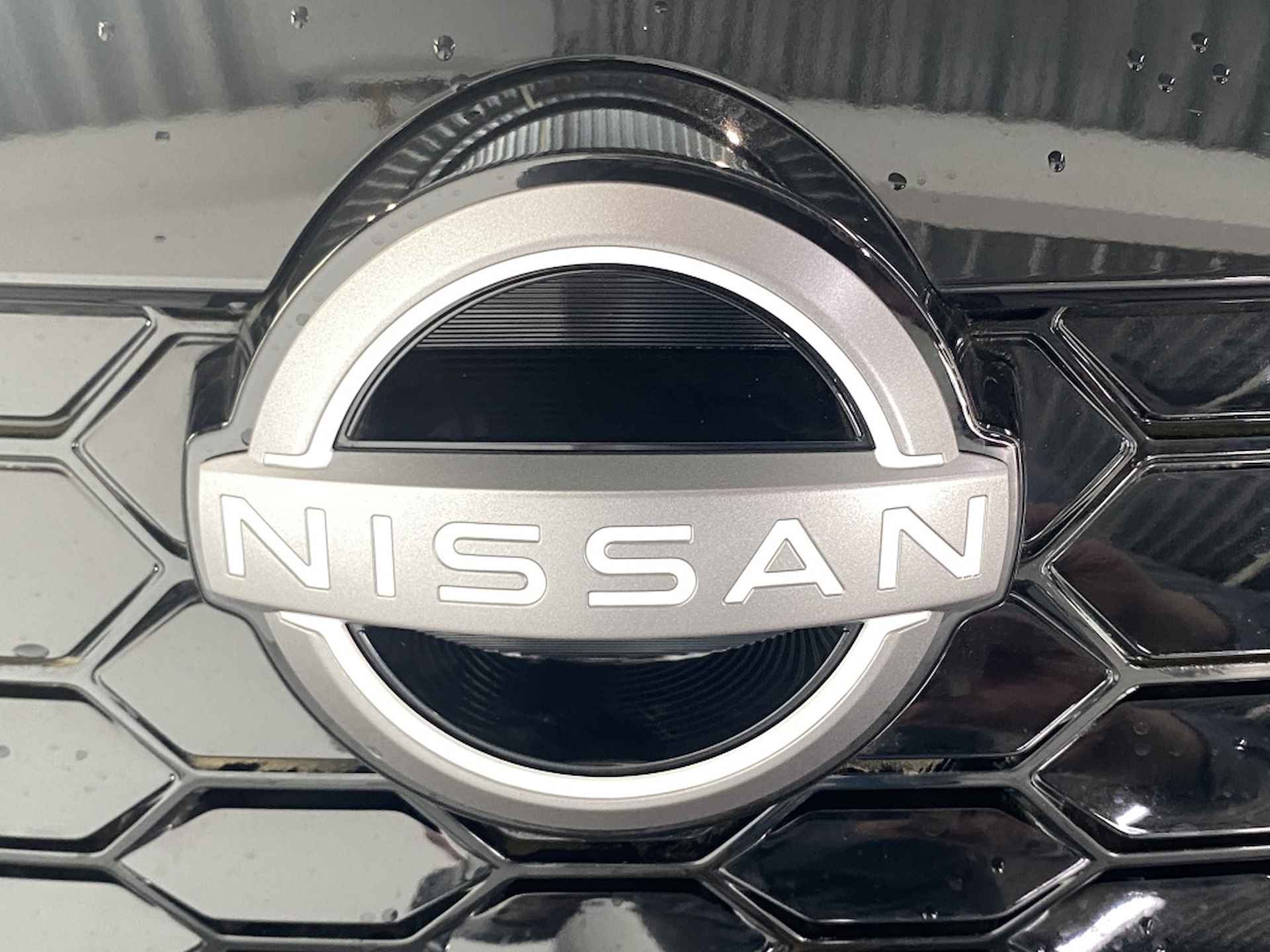 Nissan Juke 1.6 Hyb. N-Connecta+Park & Ride Pack - 13/32
