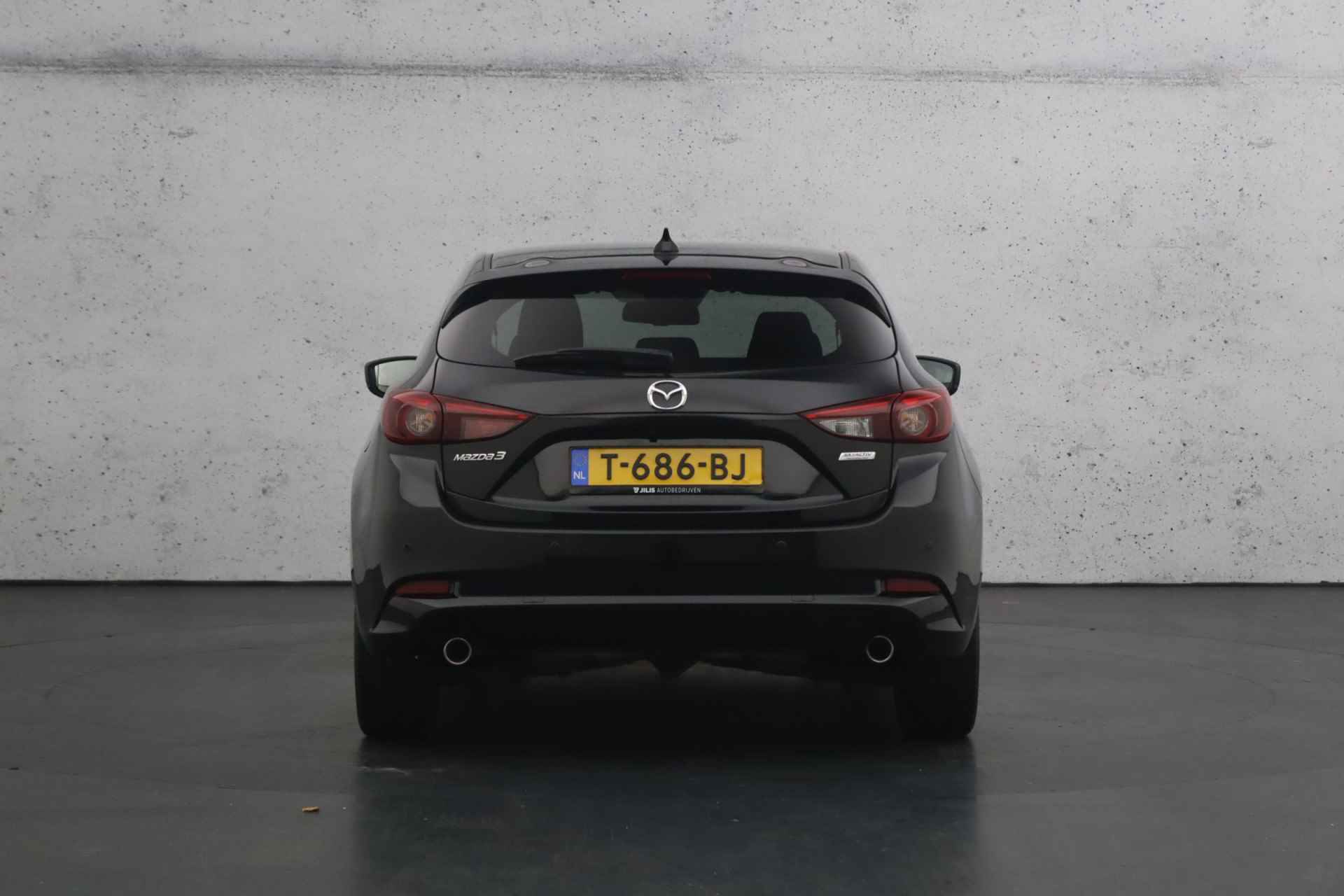 Mazda 3 2.0 SkyActiv-G 120 TS+ | Camera | Parkeersensoren | Climate control | Verwarmde stoelen en stuurwiel | LED - 10/30