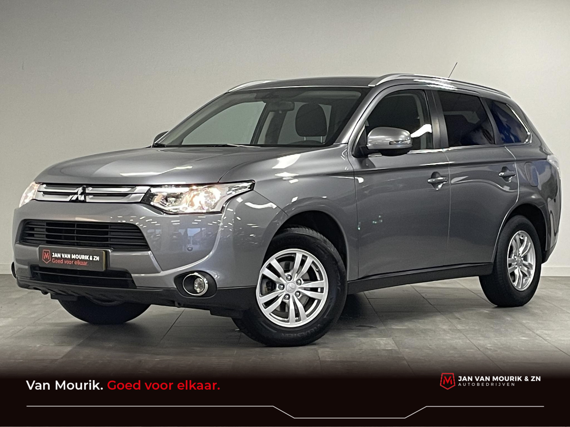 Mitsubishi Outlander 2.0 CVT Business Edition Automaat | 7 persoons | Navigatie