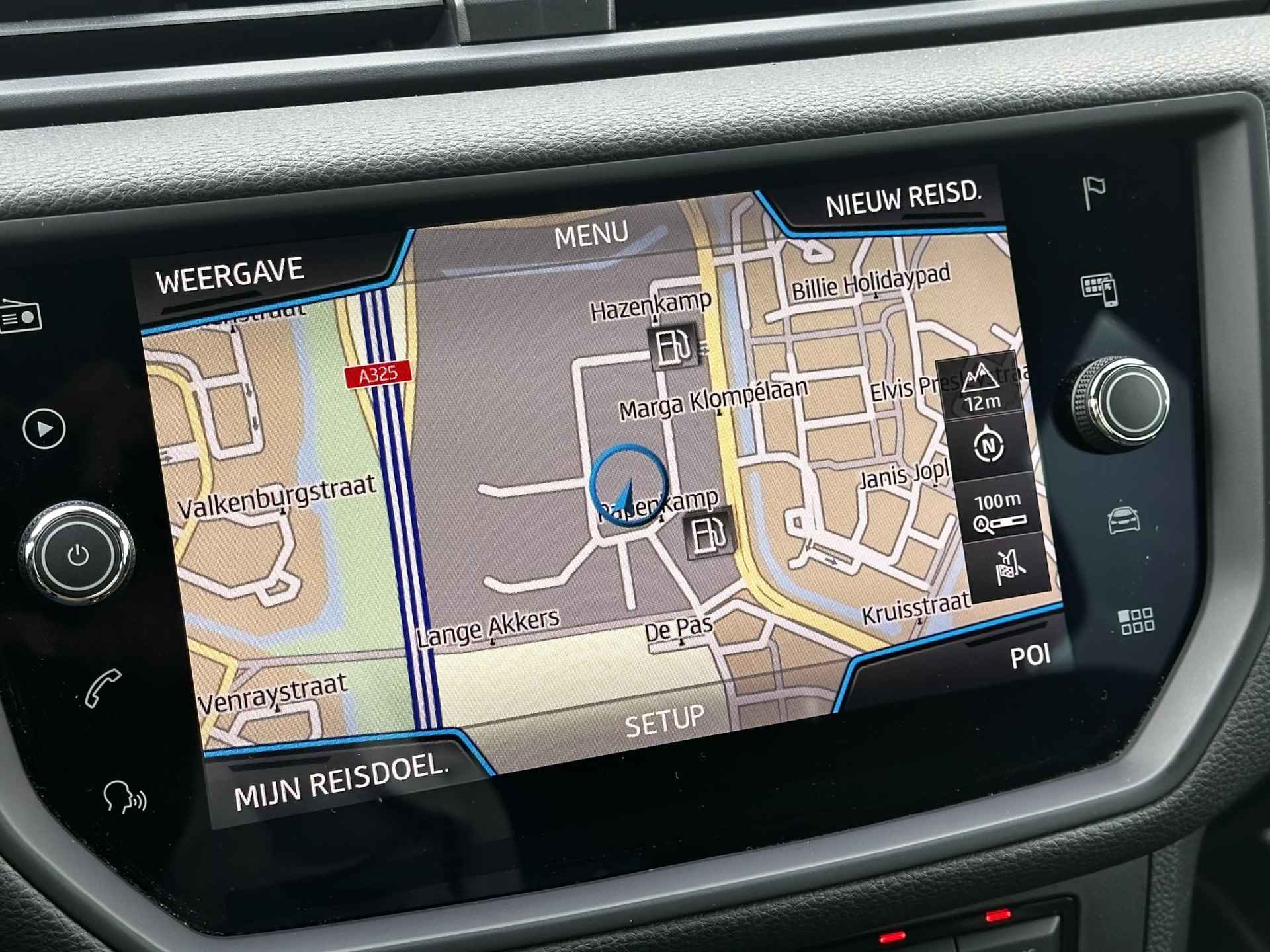 SEAT Arona 1.5 TSI EVO FR / 1e Eigenaar / Stoelverwarming / Dodehoekdetectie / Parkeer assistent / Navigatie / Achteruitrijcamera / Parkeersensoren voor en achter / Apple CarPlay/Android auto / - 14/35