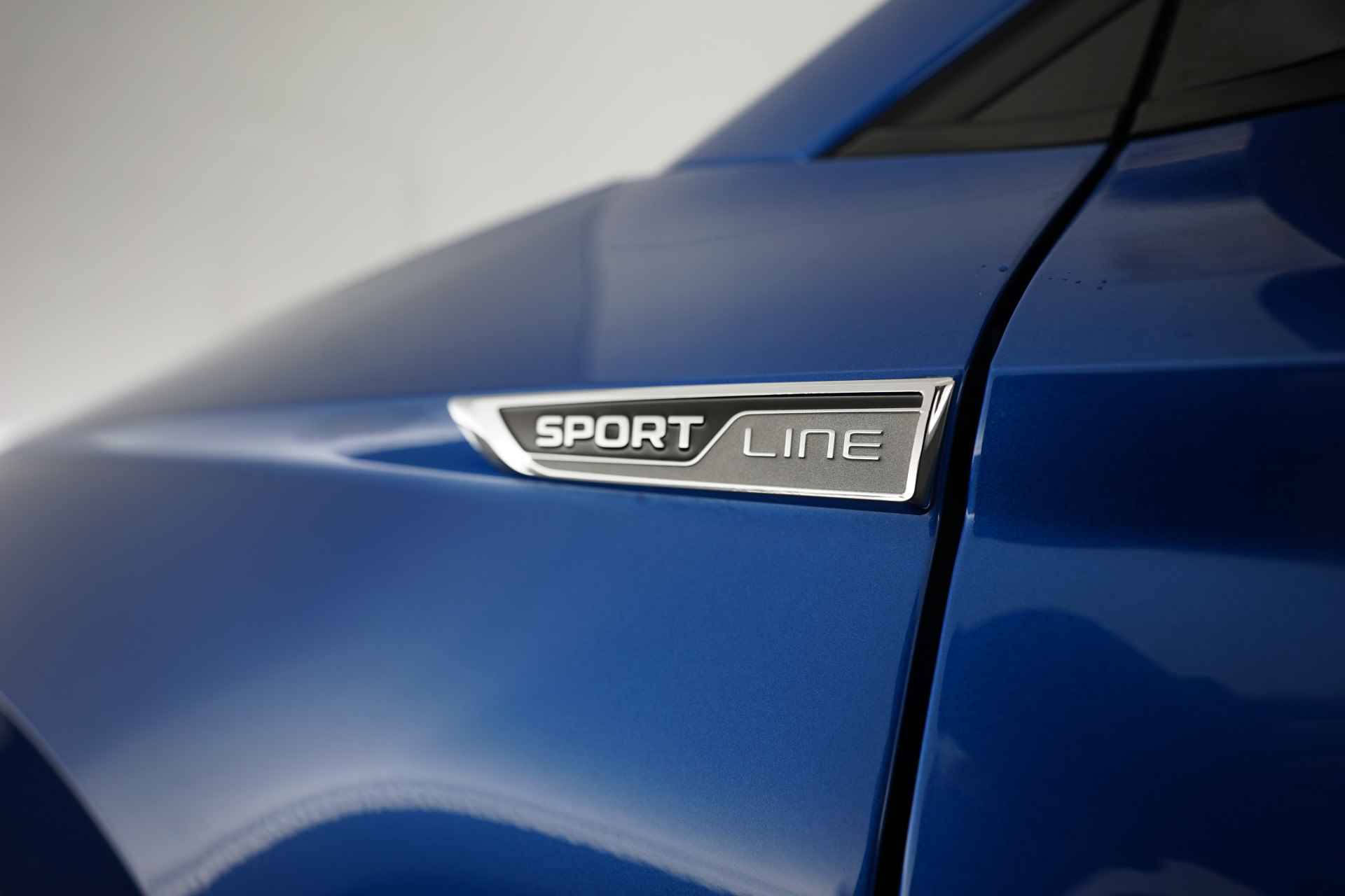 Škoda Karoq 1.5 TSI ACT Sportline Business - 11/45