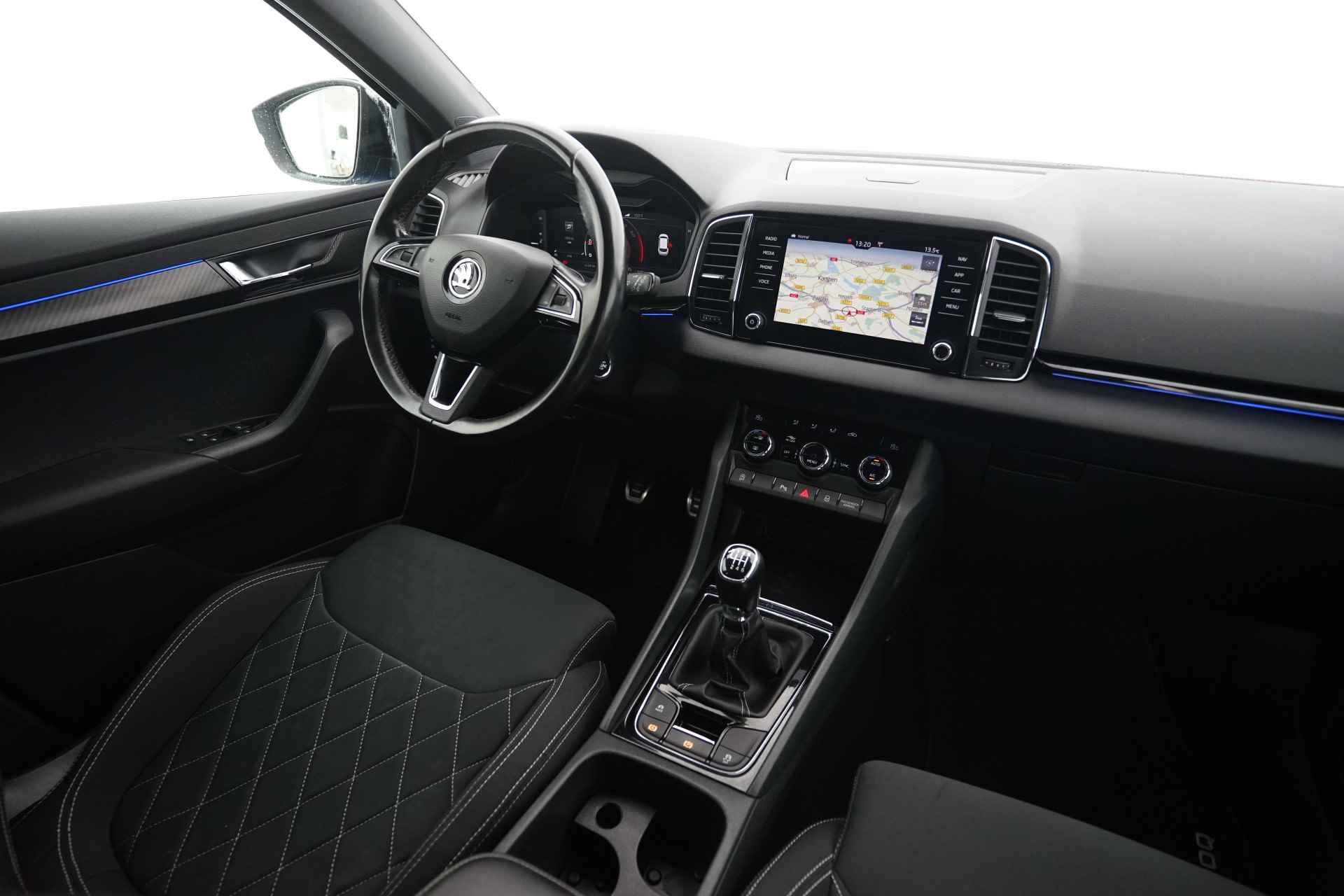 Škoda Karoq 1.5 TSI ACT Sportline Business - 18/45