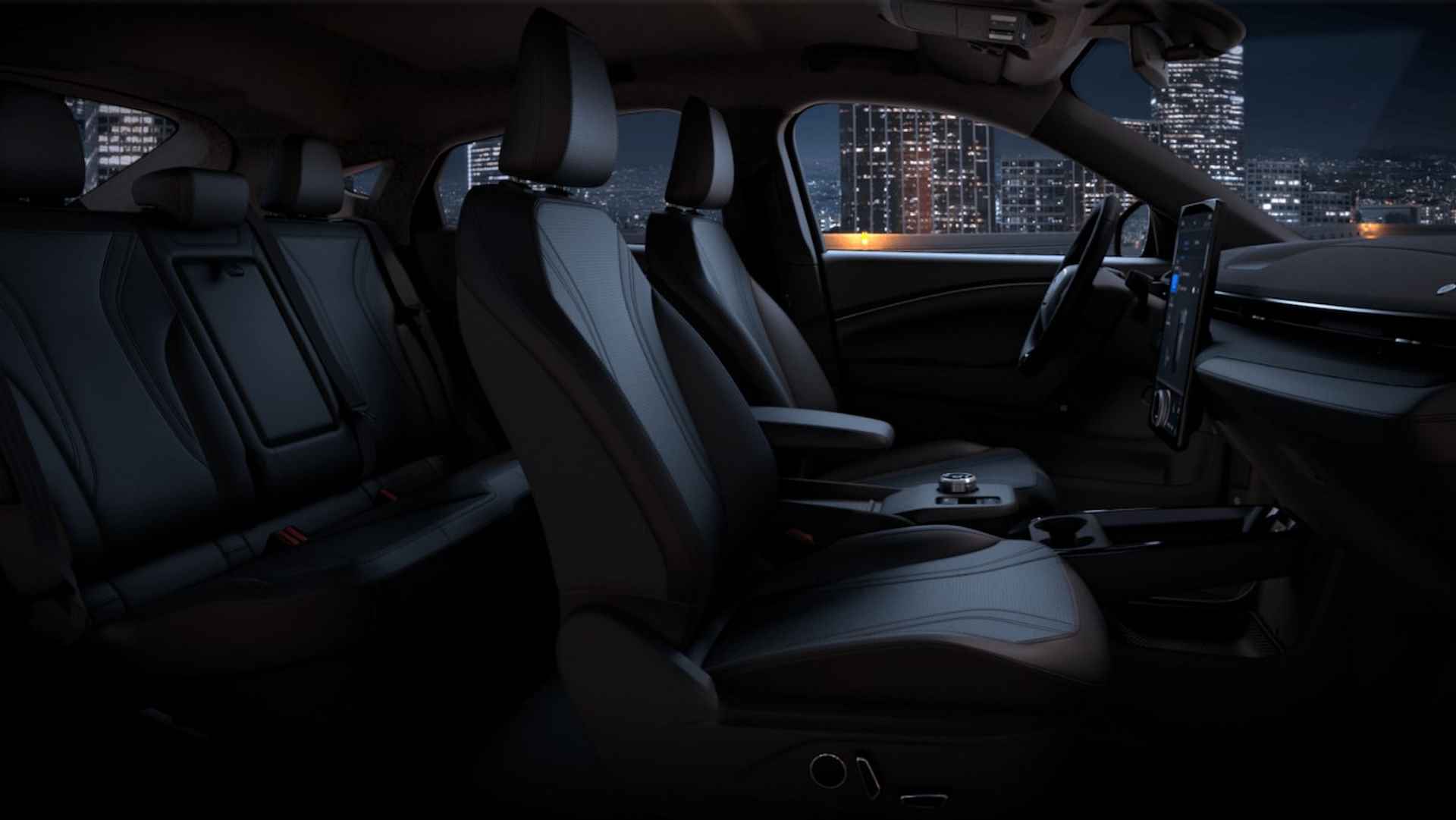 Ford Mustang Mach-E 98kWh Extended RWD Premium | 600KM Rijbereik | 360 graden camera | Adaptive front lighting system | Rode remklauwen | 8-weg elektrisch verstelbare  bestuurders- en passagiersstoel | - 12/14