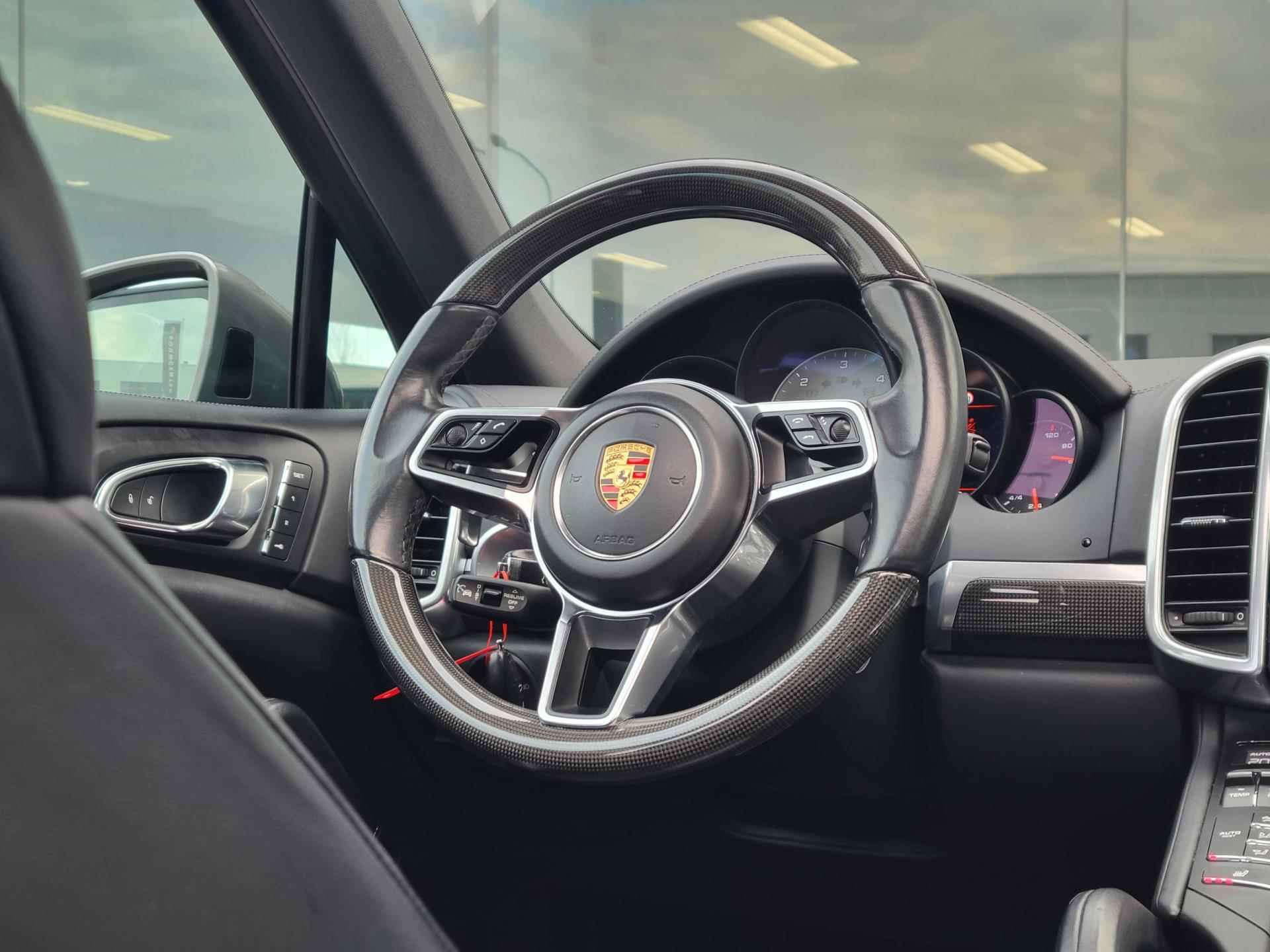 Porsche Cayenne 4.2 D S | Pano | Lucht | Elc trekhaak - 7/50