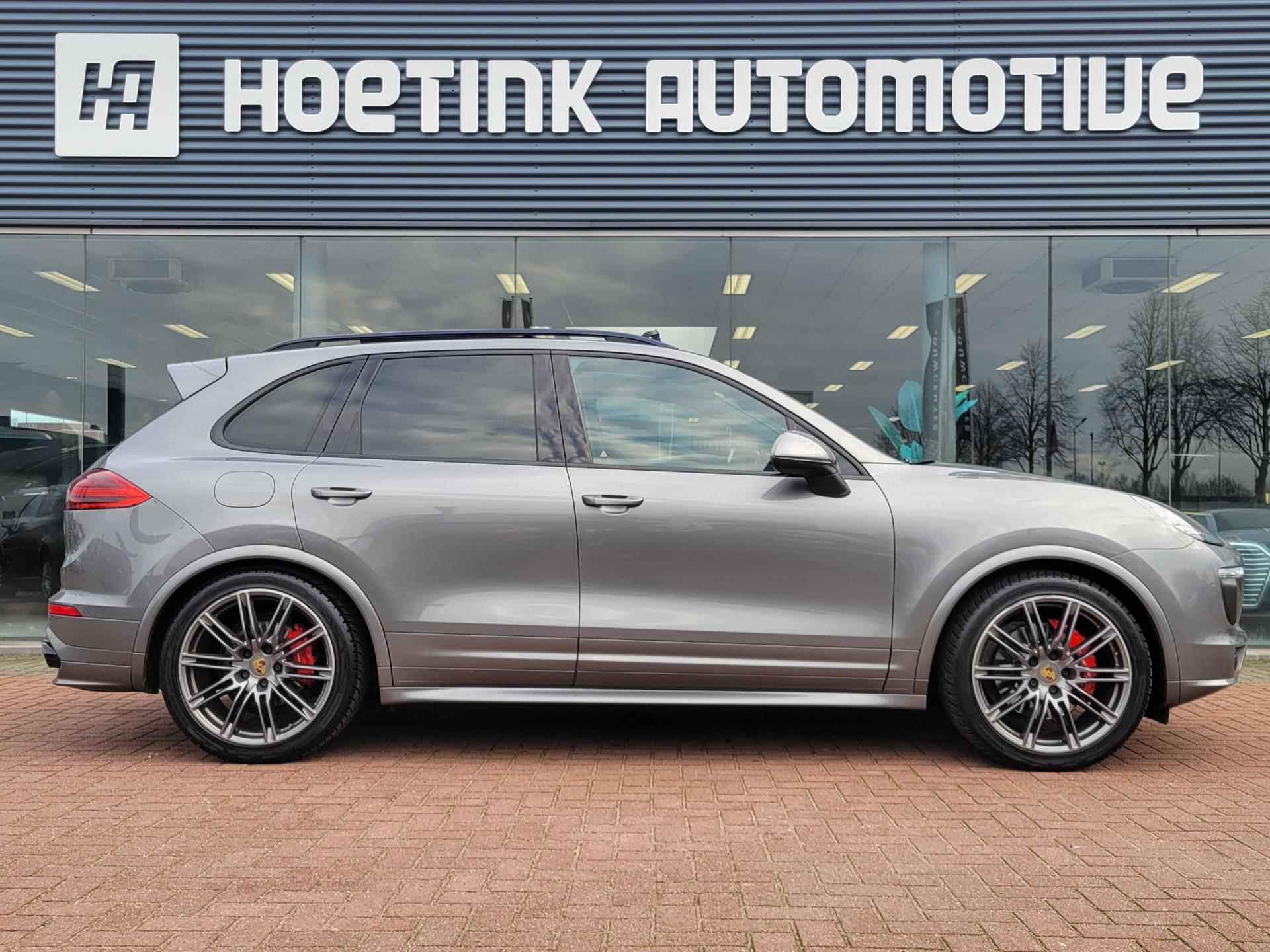 Porsche Cayenne 4.2 D S | Pano | Lucht | Elc trekhaak - 11/50