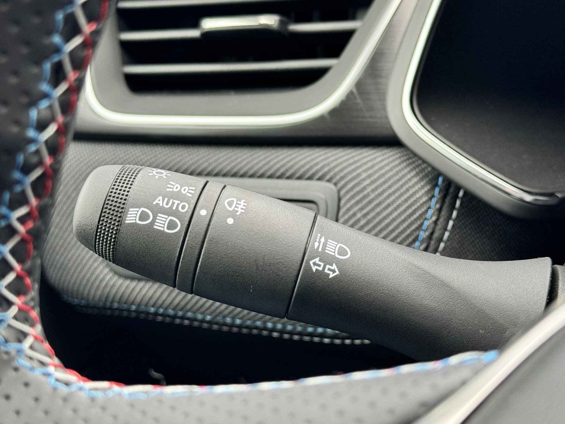 Renault Symbioz E-Tech hybrid 145 esprit Alpine Elektrische achterklep, Harman Kardon audio - 18/47