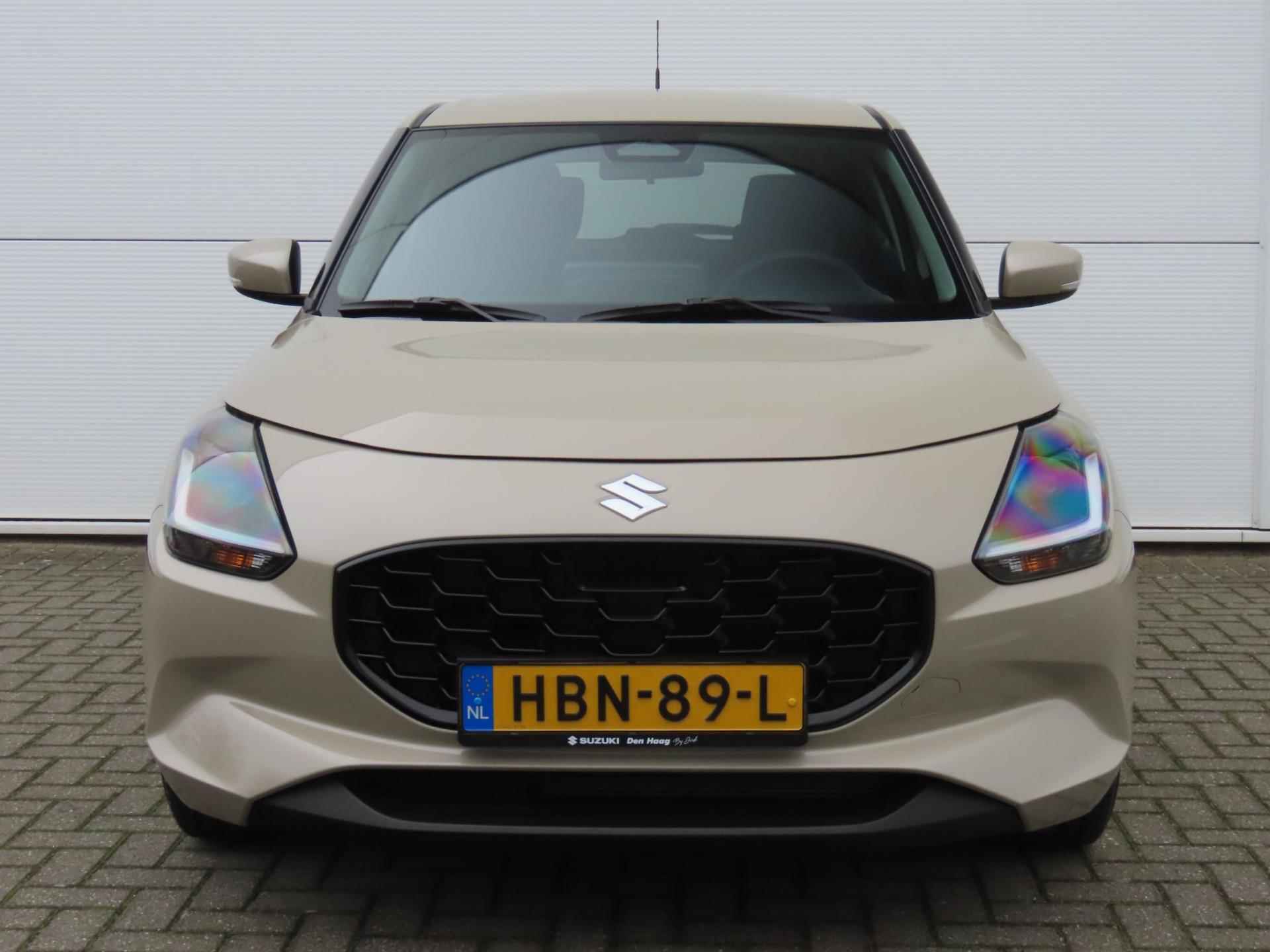 Suzuki SWIFT 1.2 Style Smart Hybrid/ Apple Carplay/ Andriod auto/ Adaptive cruise/ Climacontrole/ Keyless entree/Parkeersensoren/ - 4/39