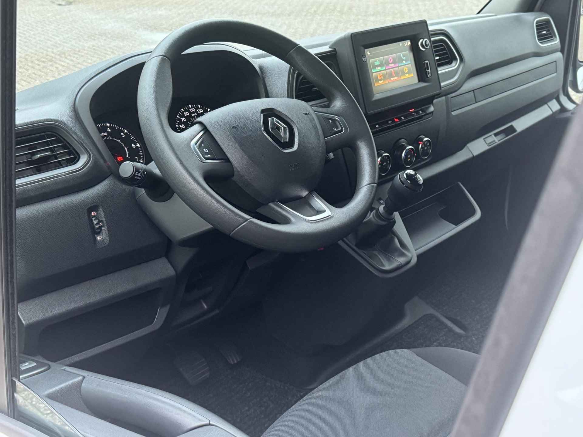 Renault Master T35 2.3 dCi 135 L2H2 Work Edition | NL-auto! | Navi | Airco | Cruise | Trekhaak | PDC + Camera | Bedrijfswageninrichting | Apple Carplay/Android Auto - 28/44