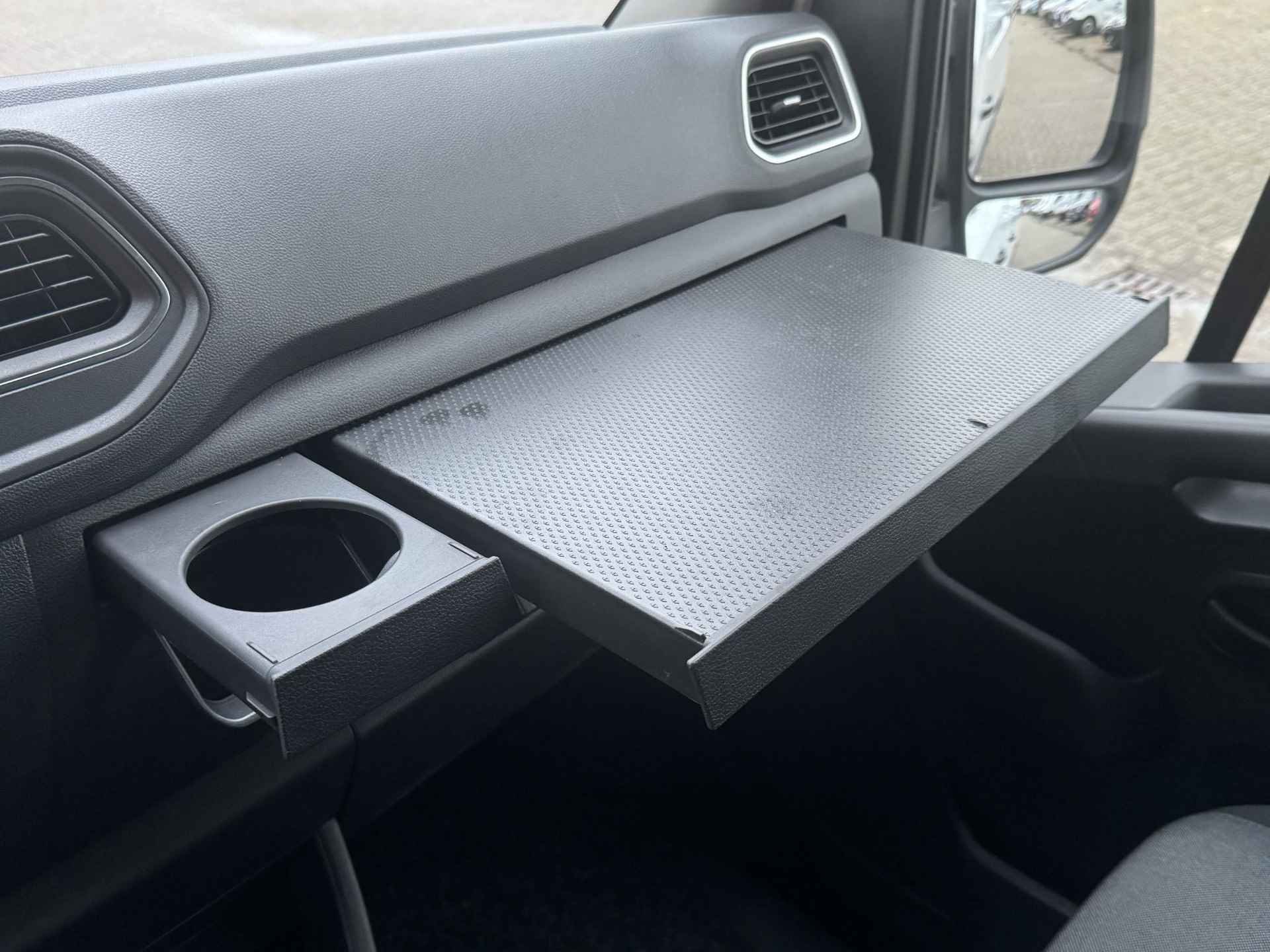 Renault Master T35 2.3 dCi 135 L2H2 Work Edition | NL-auto! | Navi | Airco | Cruise | Trekhaak | PDC + Camera | Bedrijfswageninrichting | Apple Carplay/Android Auto - 43/44