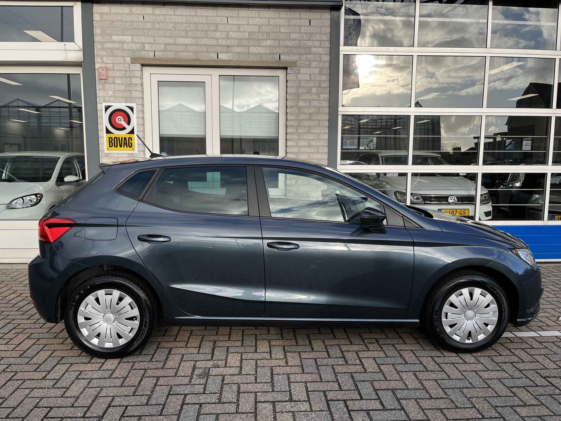 SEAT Ibiza 1.0 TSI Style Business Intense / CAMERA/ PARK. SENSOREN/ CRUISE/ APP CONNECT/ NAVI/ CLIMA/ DAB/ - 34/37