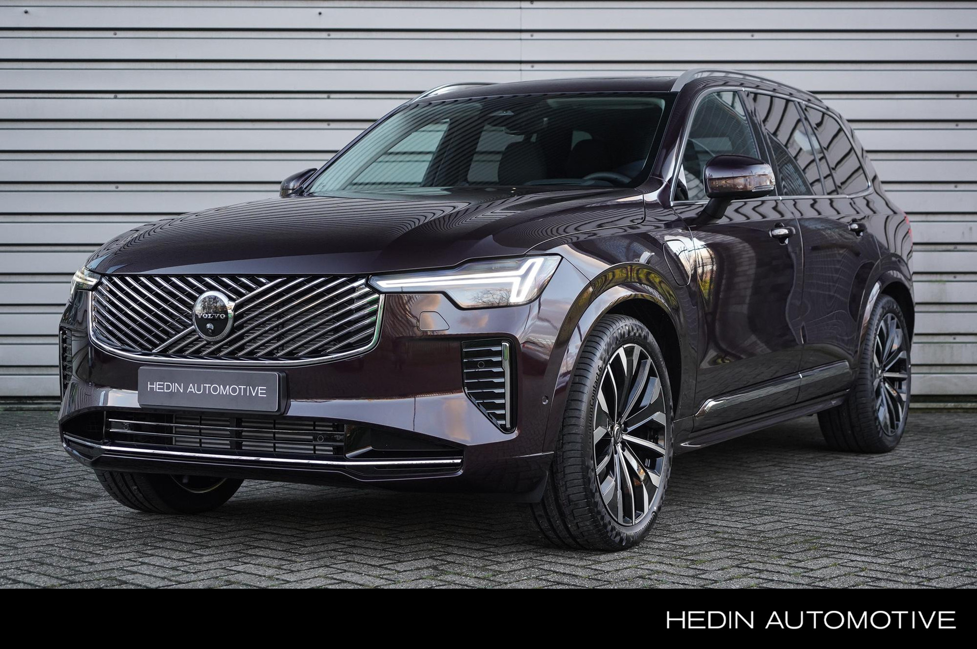 Volvo XC90 2.0 T8 Plug-in hybrid AWD Ultra Bright | Bowers & Wilkins | Actieve luchtvering met FOUR-C | Extra getint glas achter | Gelamineerde zijruiten rondom |