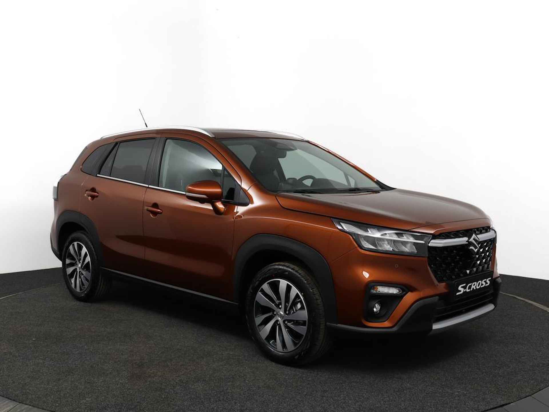 Suzuki S-Cross 1.5 Hybrid Style | Climate control | Cruise control adaptive | Navigatie | 360 camera | leder | Stoelverwarming | Apple carplay, Android auto | Stoelverwarming. - 14/49