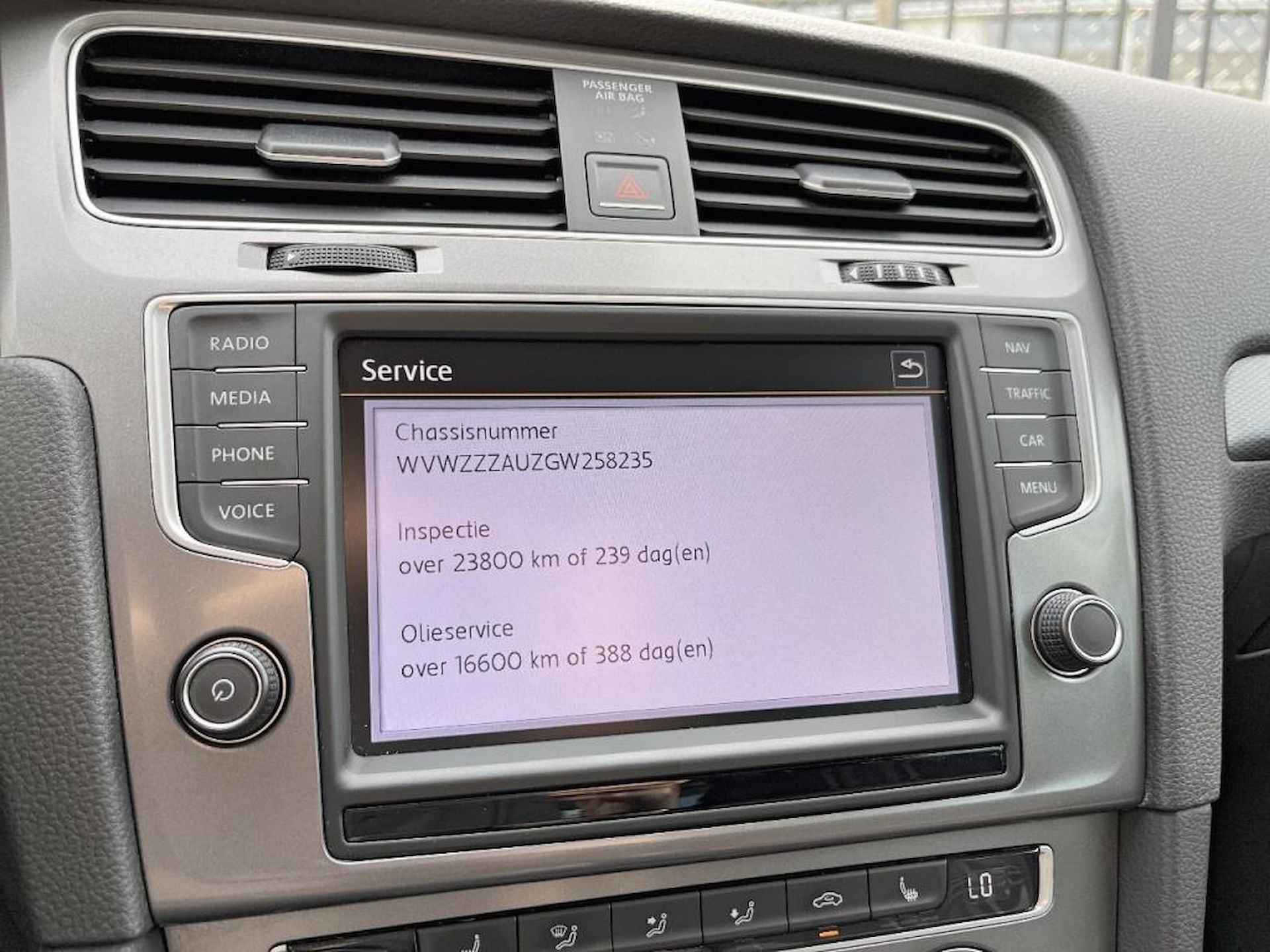 Volkswagen Golf 1.4 TSI R-LINE KEYLESS CRUISE ECC NAVIGATIE - 31/36