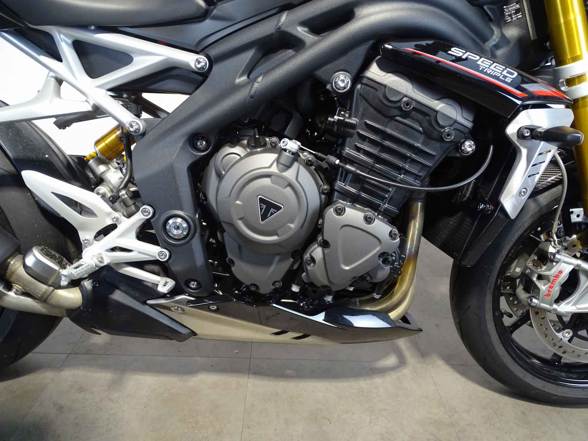 Triumph SPEED TRIPLE 1200 RS - 6/9