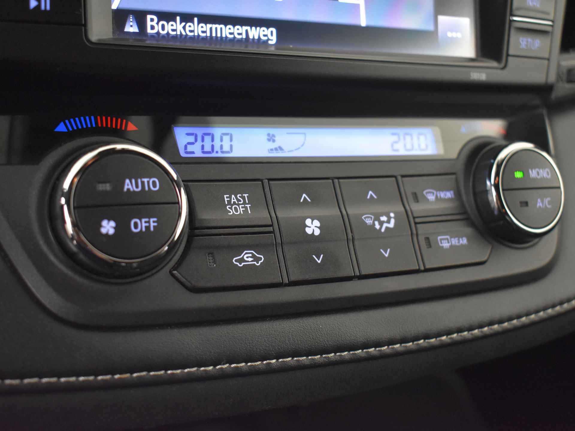 Toyota RAV4 2.5 Hybrid Style 197pk | Cruise control | Navigatie | Trekhaak | Dab radio | Keyless | Camera achter | 18"LMV - 21/40