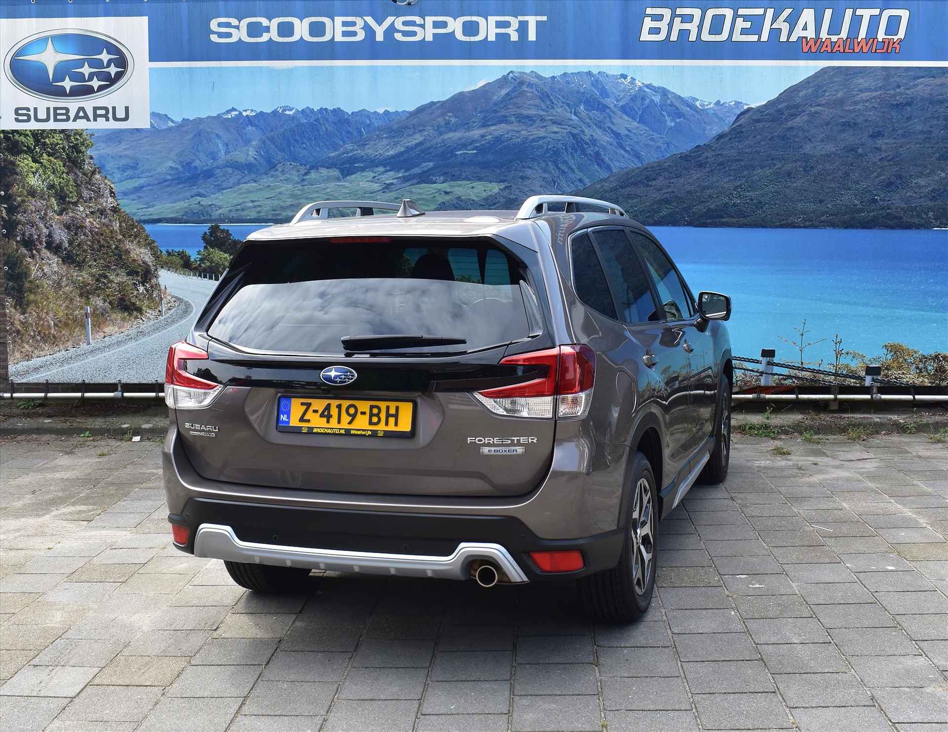 Subaru Forester 2.0i e-BOXER  MHEV CVT Luxury - 32/55