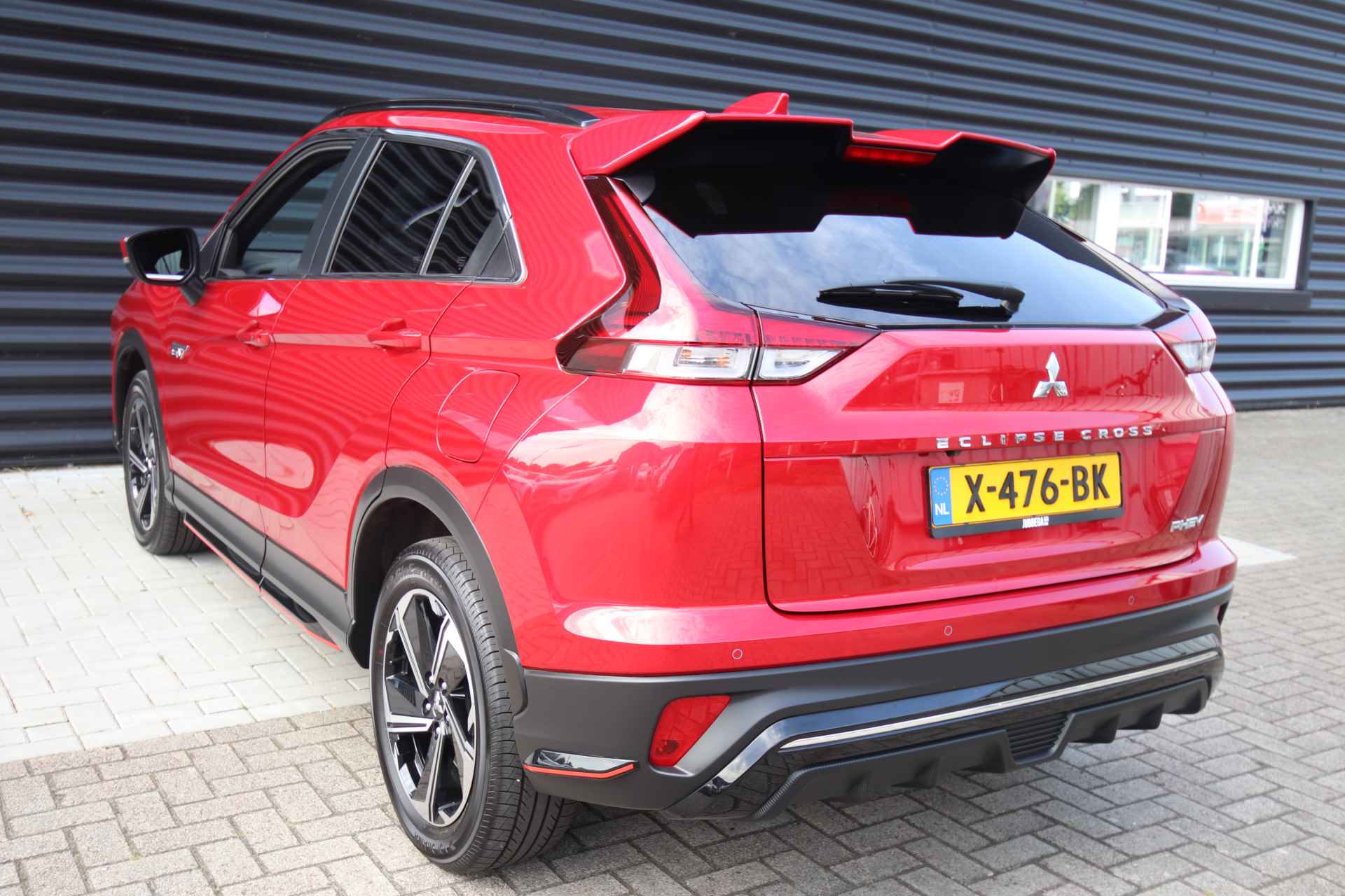 Mitsubishi Eclipse Cross 2.4 PHEV Intense+ Sport-pakket LED, NL-Auto, Standkachel - 64/77