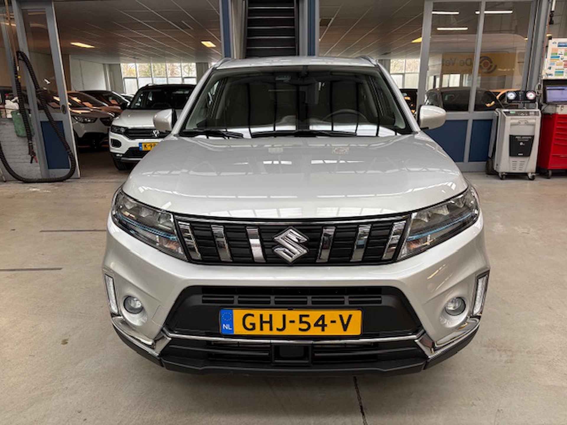 SUZUKI Vitara 1.4 Boosterjet 129pk Smart Hybrid Comfort | Navigatie | Camera | Cruise control | Lm velgen | Climate control | Blind spot | Rijklaar prijs! - 11/25