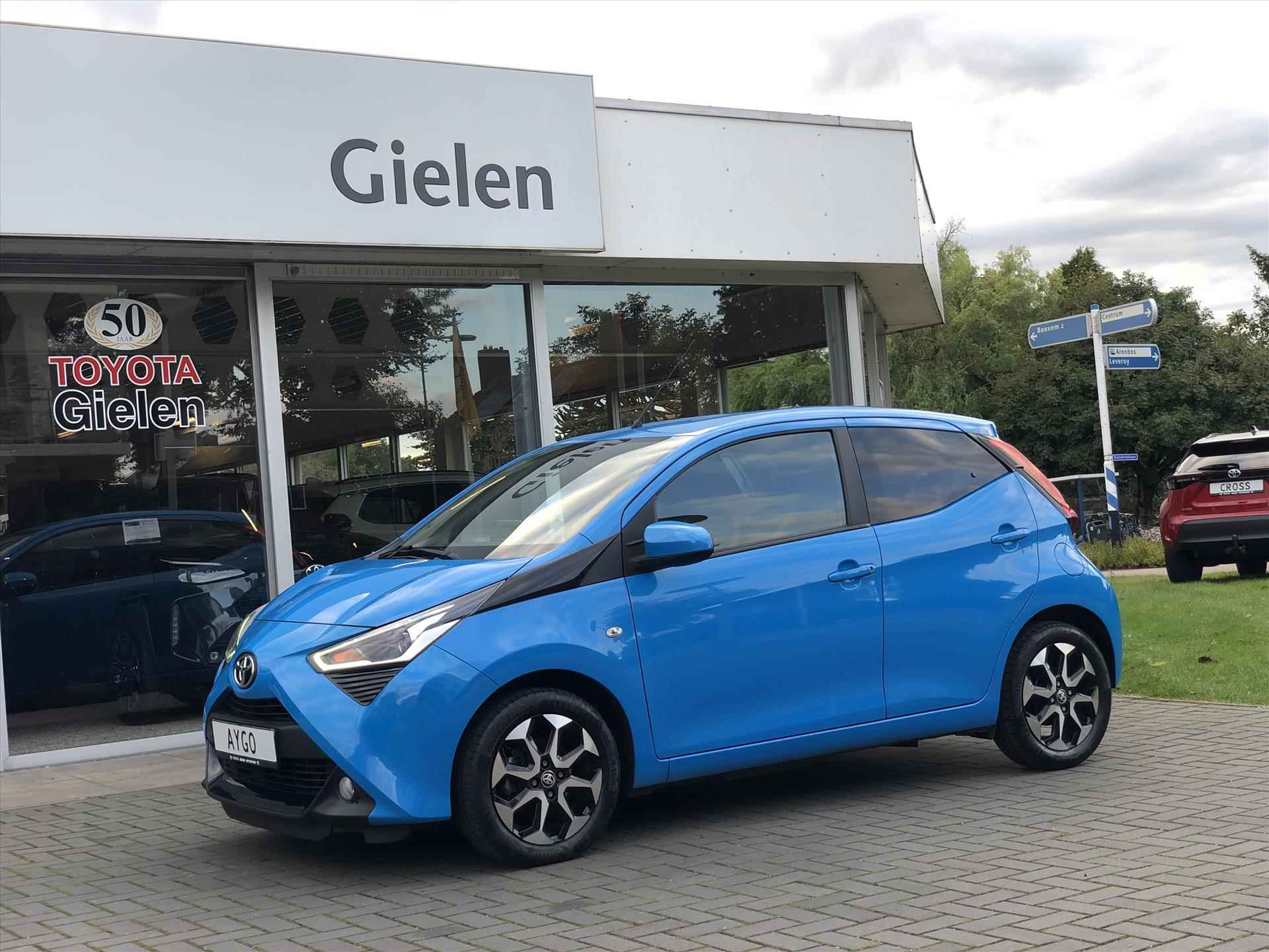 Toyota Aygo 1.0 VVT-i 72pk X-Cite | Lichtmetalen velgen, Privcay Glass, Apple CarPlay/Android Auto, Climate control, Eerste eigenaar - 8/38