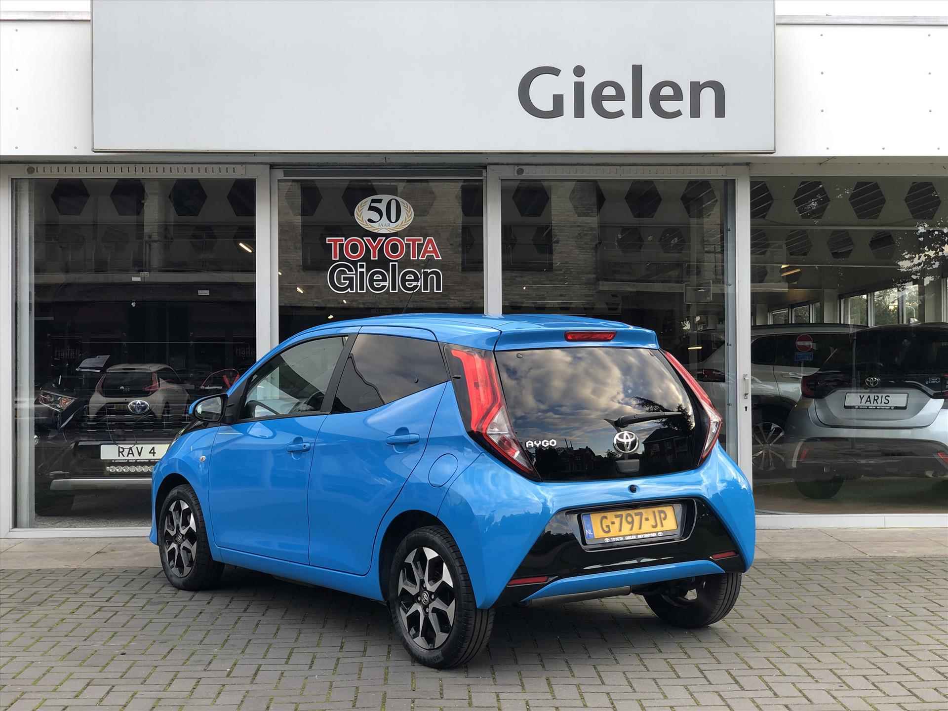 Toyota Aygo 1.0 VVT-i 72pk X-Cite | Lichtmetalen velgen, Privcay Glass, Apple CarPlay/Android Auto, Climate control, Eerste eigenaar - 38/38