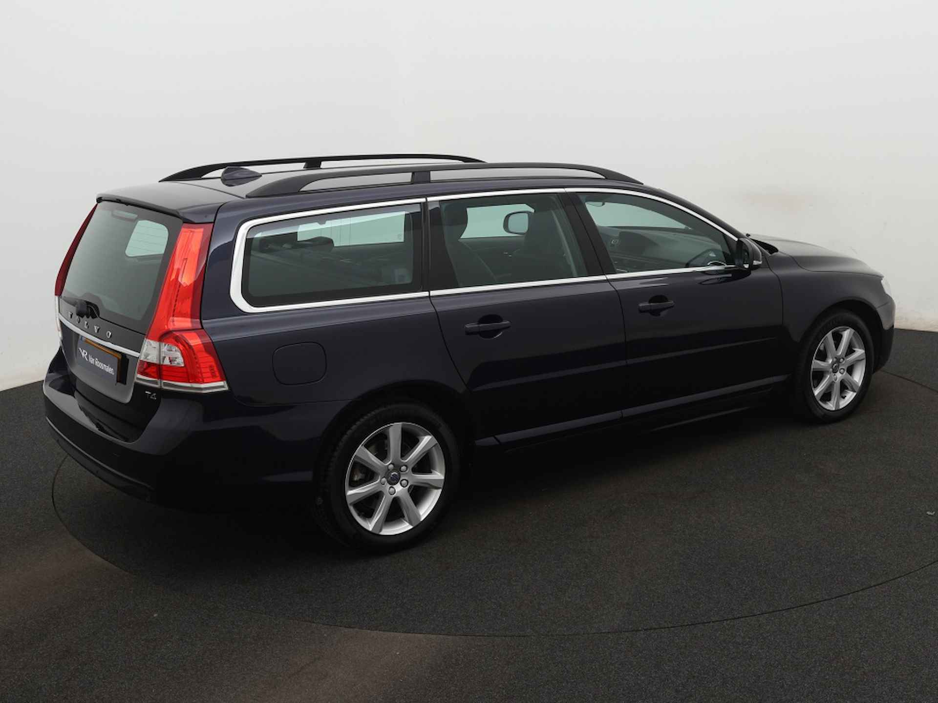 Volvo V70 2.0 T4 Polar - 11/31