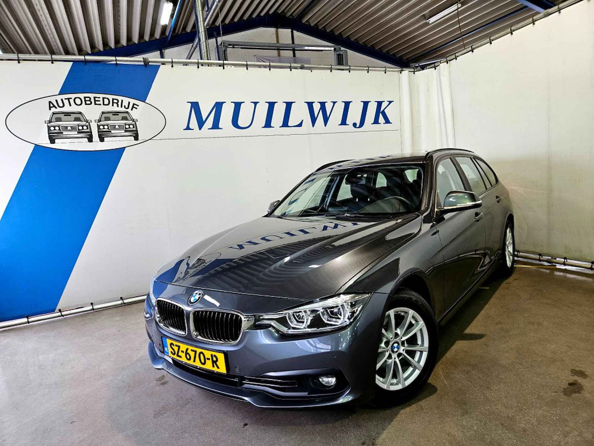 BMW 3-serie Touring 318i Executive / Navi / Full LED / NL Auto - 3/44