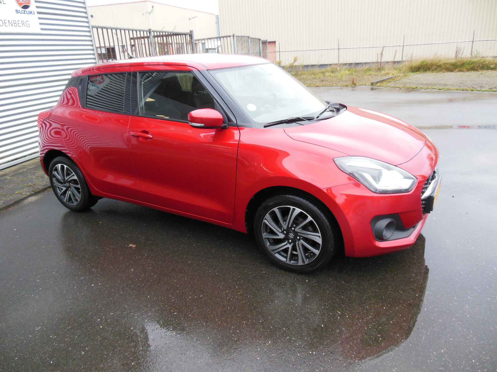 Suzuki Swift 1.2 Stijl Smart Hybrid Staat in Hoogeven - 3/23