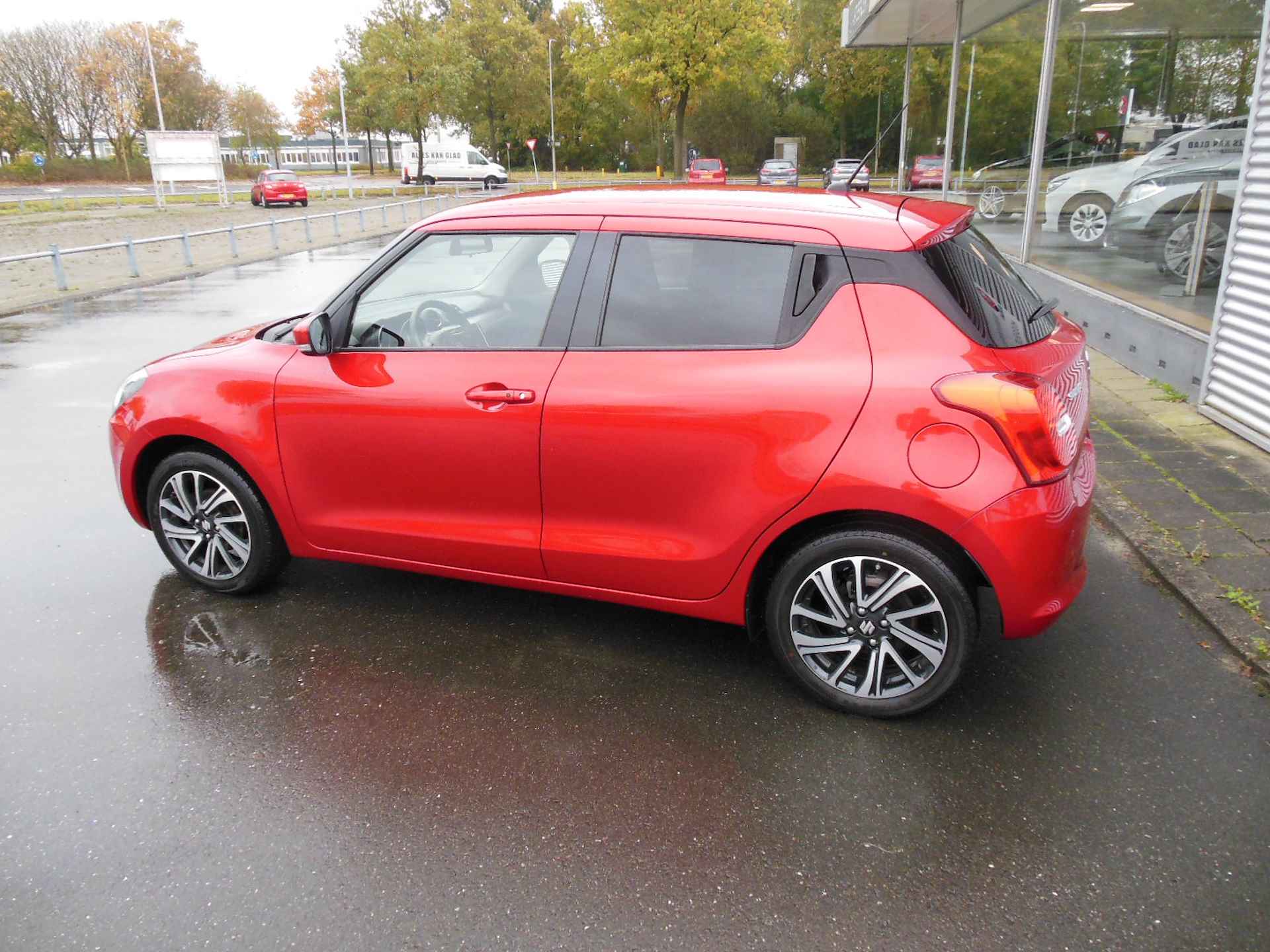 Suzuki Swift 1.2 Stijl Smart Hybrid Staat in Hoogeven - 6/23