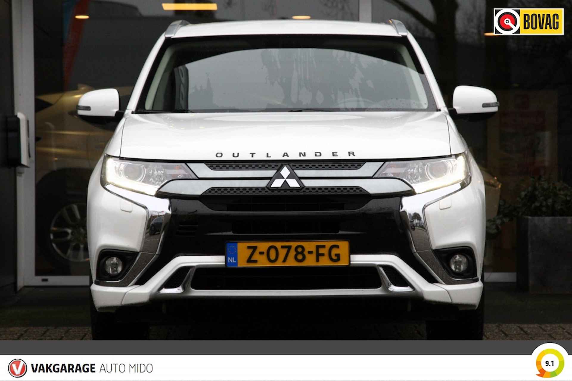 Mitsubishi Outlander 2.4 PHEV Intense 4WD -Trekhaak- -Stand kachel- - 7/36